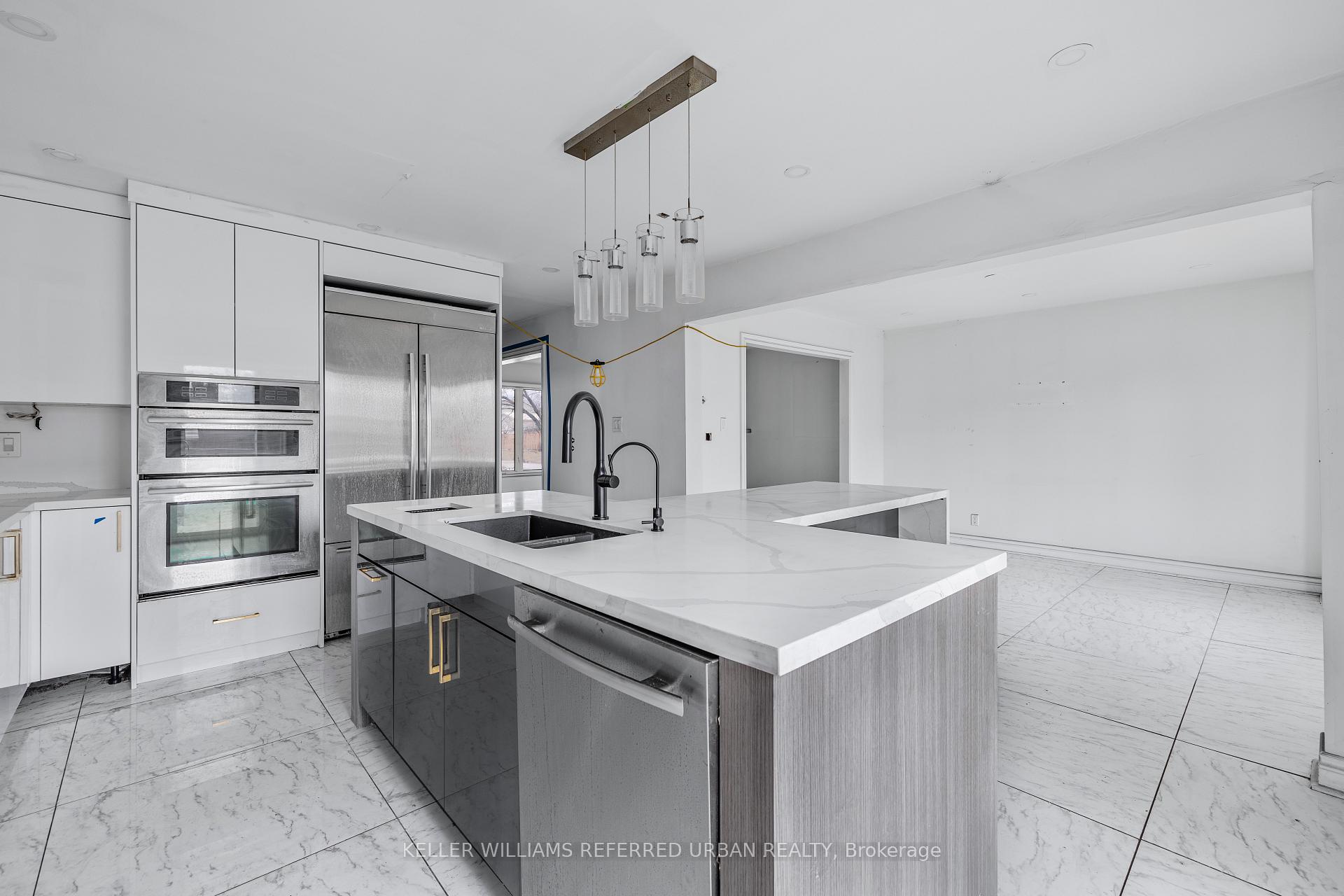Photo 14 of 135 Natanya Boulevard, Georgina, Keswick North — HOMEH