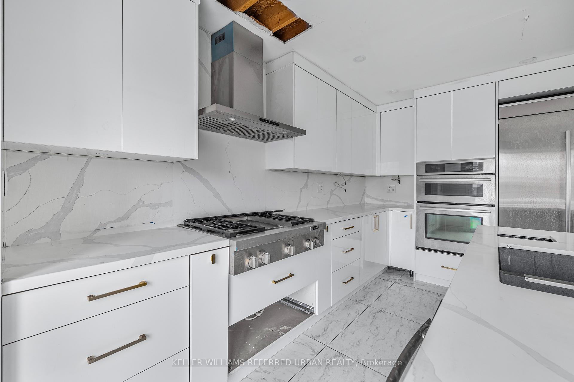 Photo 15 of 135 Natanya Boulevard, Georgina, Keswick North — HOMEH