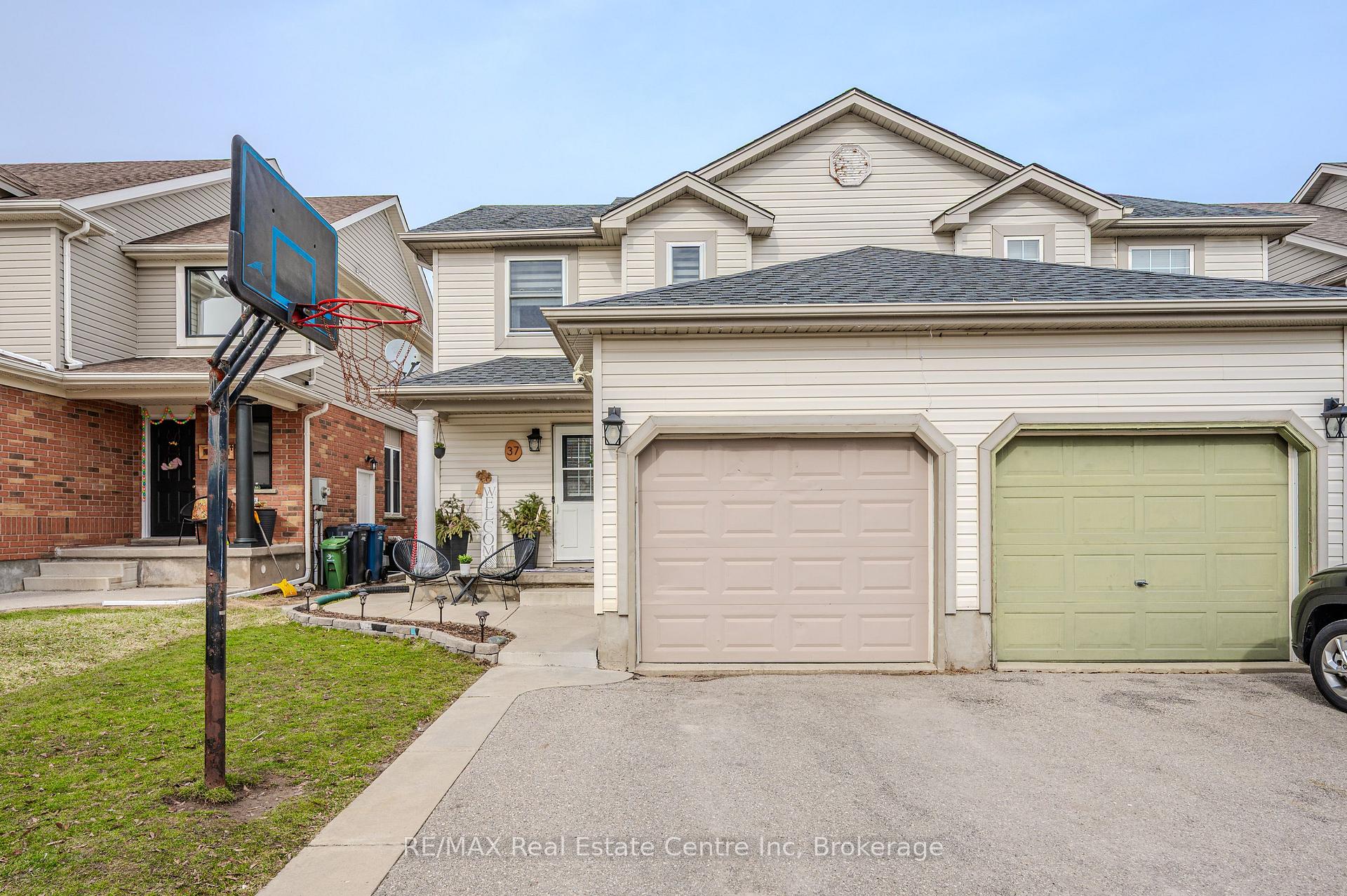 Front of 37 Swift Crescent