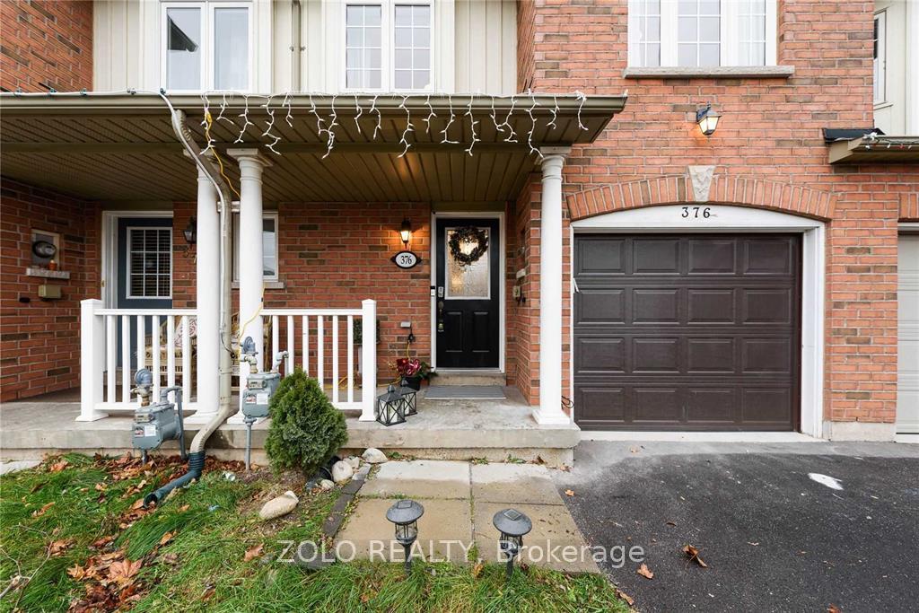 Photo 1 of 376 Riverstone Drive, Oakville, Wedgewood Creek — HOMEH