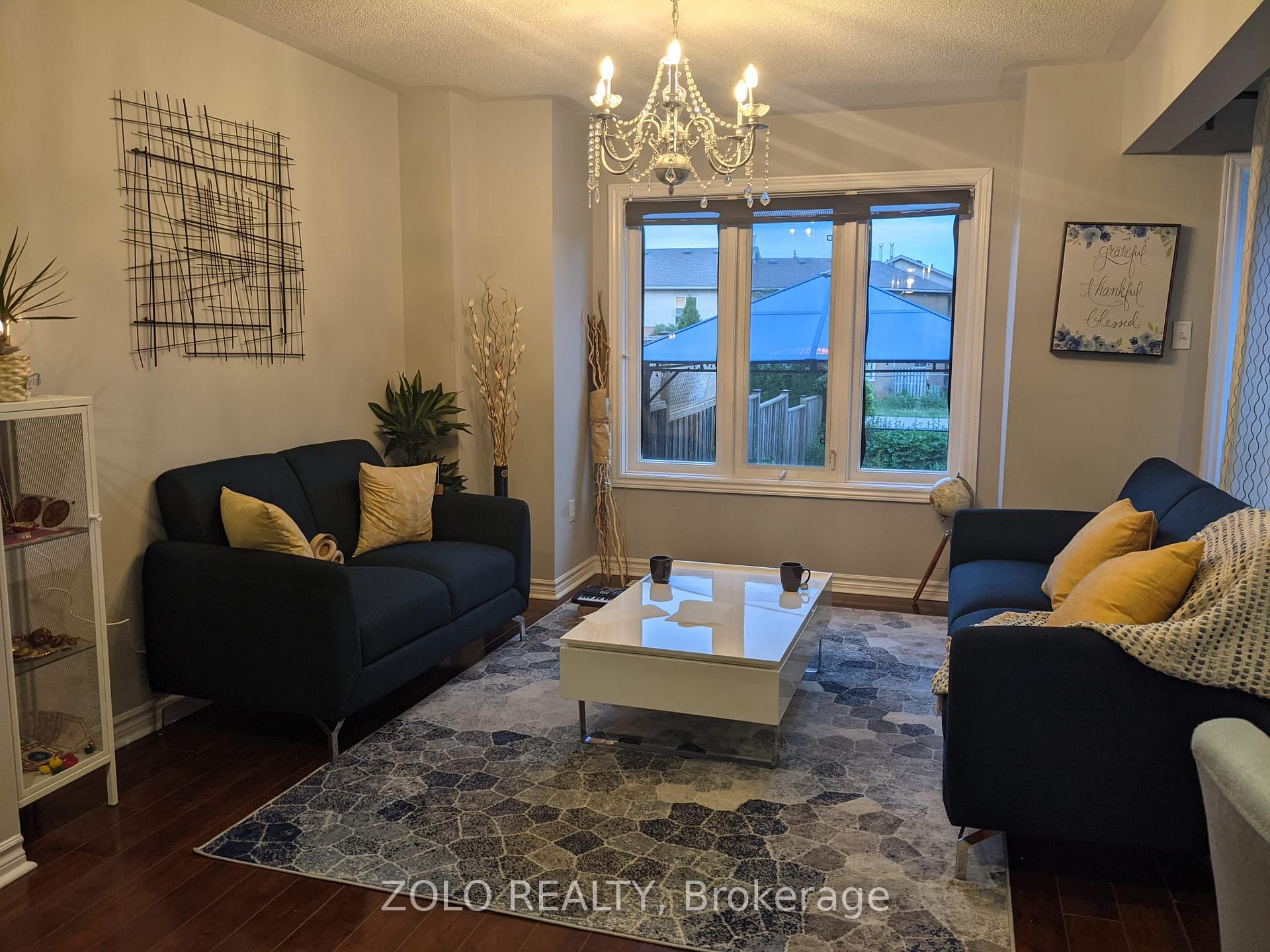 Photo 4 of 376 Riverstone Drive, Oakville, Wedgewood Creek — HOMEH