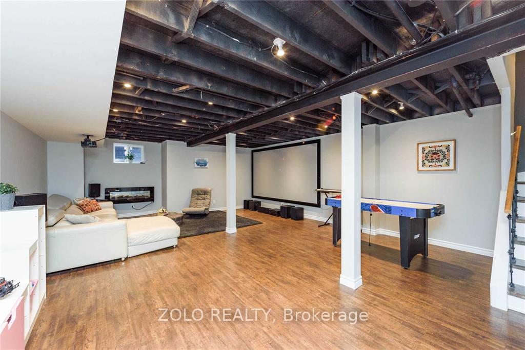 Photo 16 of 376 Riverstone Drive, Oakville, Wedgewood Creek — HOMEH