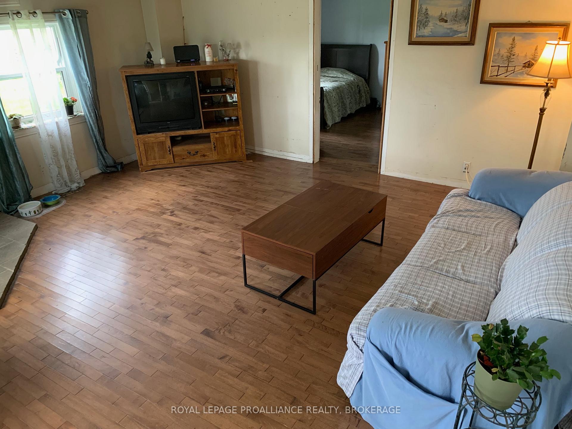 Photo 4 of 4156 Stage Coach Road, Frontenac, Frontenac South — HOMEH