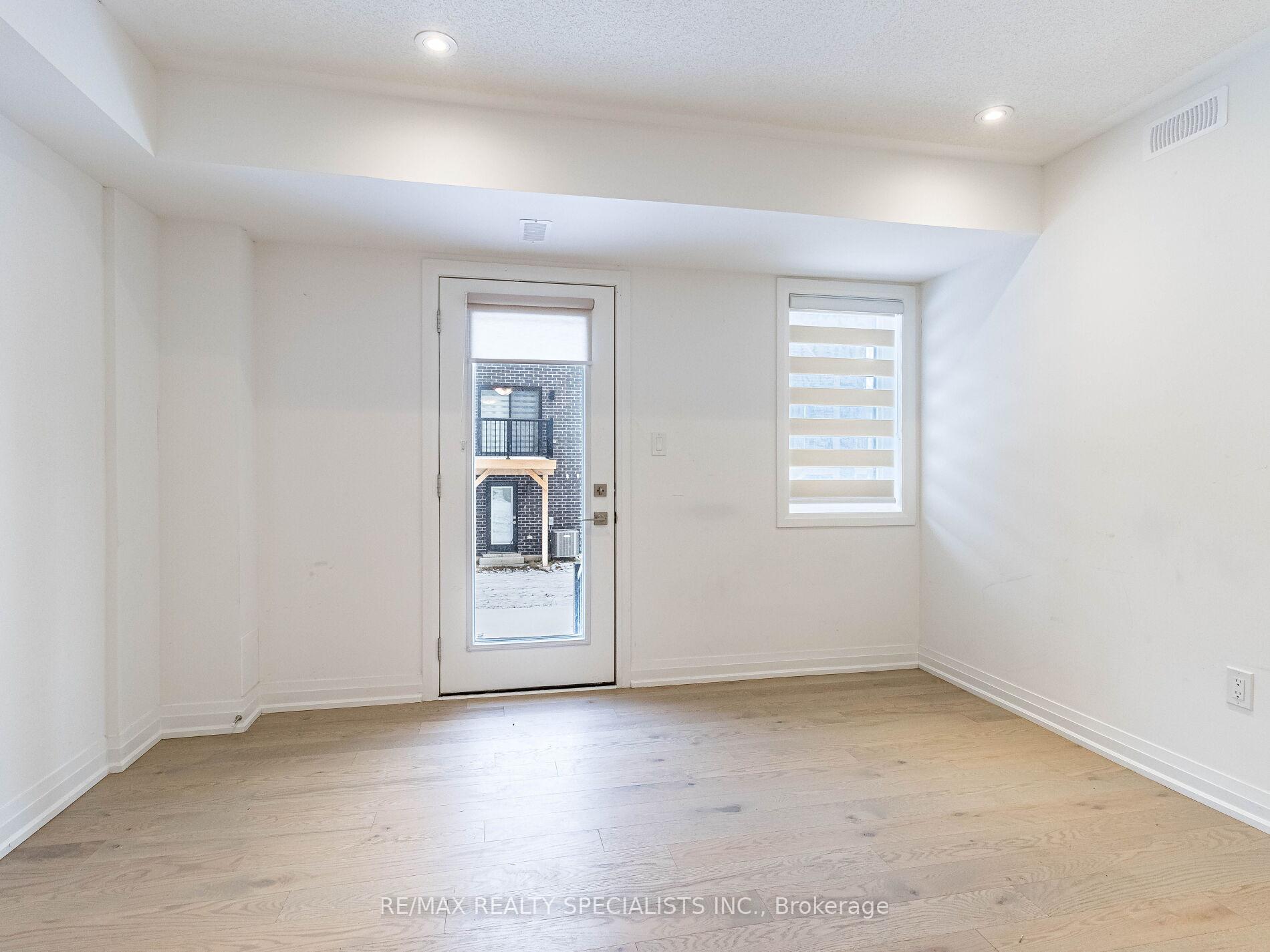 Photo 7 of Unit 54, 93 Windtree Way W, Halton Hills, Georgetown — HOMEH