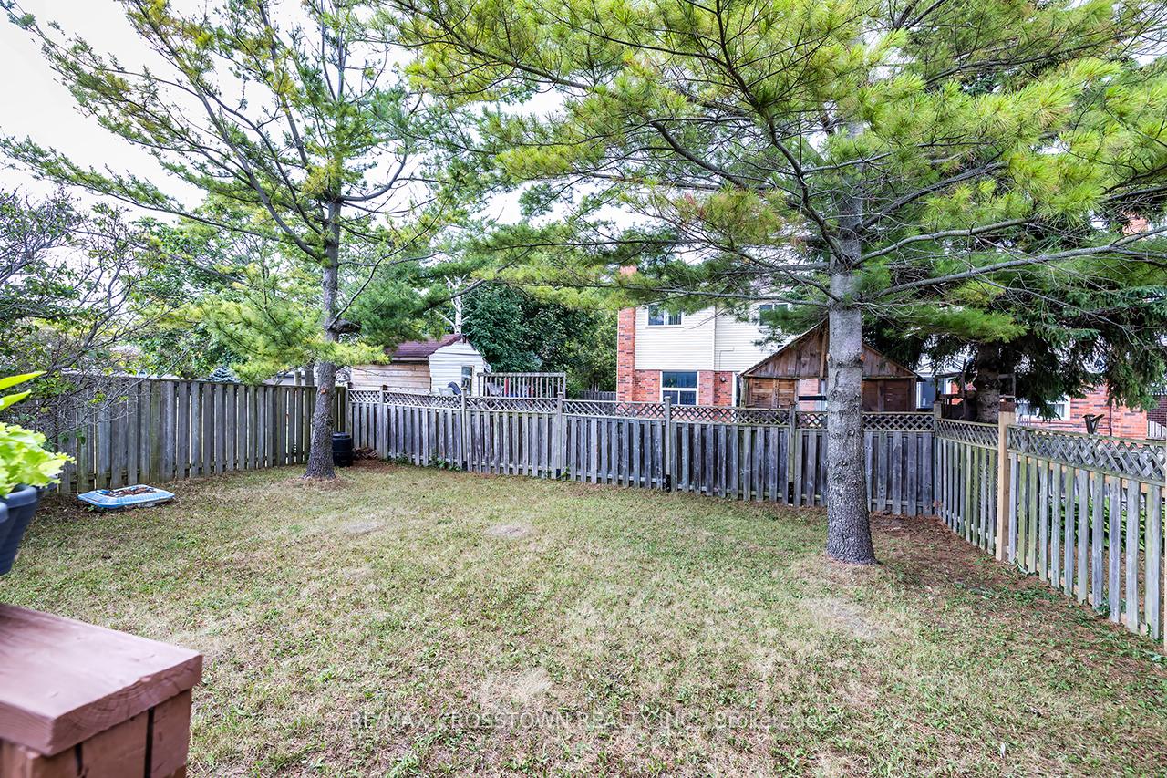 Photo 19 of 44 Hewitt Crescent, Ajax, South East — HOMEH