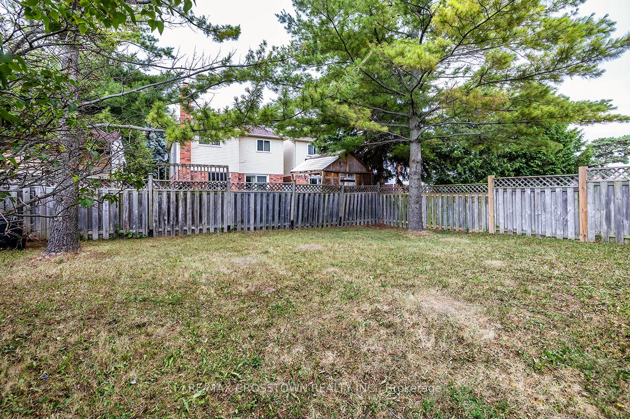 Photo 25 of 44 Hewitt Crescent, Ajax, South East — HOMEH