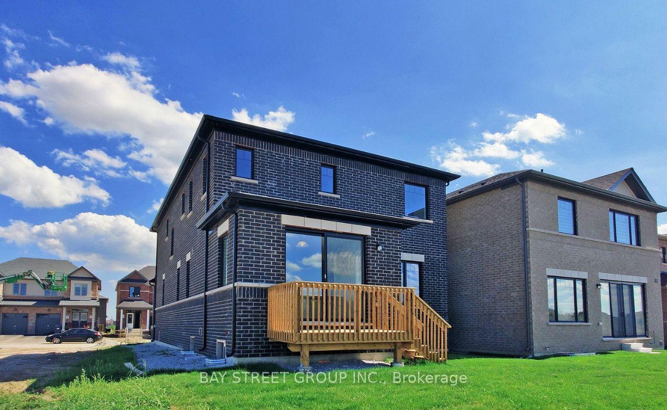 Photo 17 of 24 Moorhart Crescent, Caledon, Rural Caledon — HOMEH