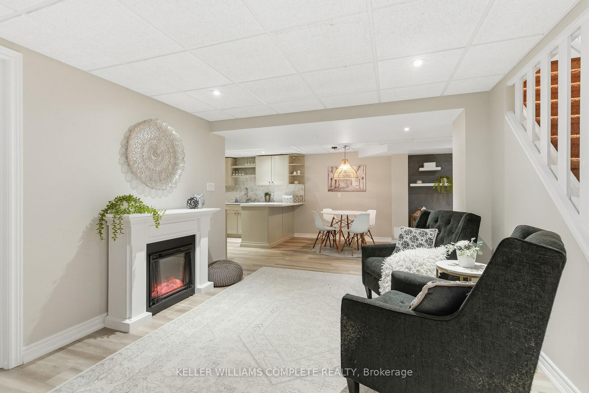 Photo 29 of 8 Sidney Crescent, Hamilton, Stoney Creek Mountain — HOMEH