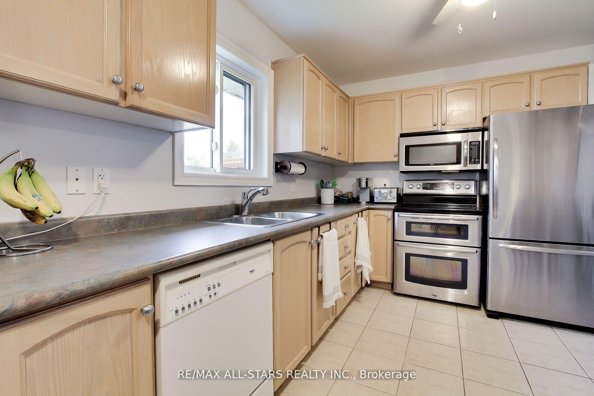 Photo 8 of 27112 Kennedy Road, Georgina, Historic Lakeshore Communities — HOMEH