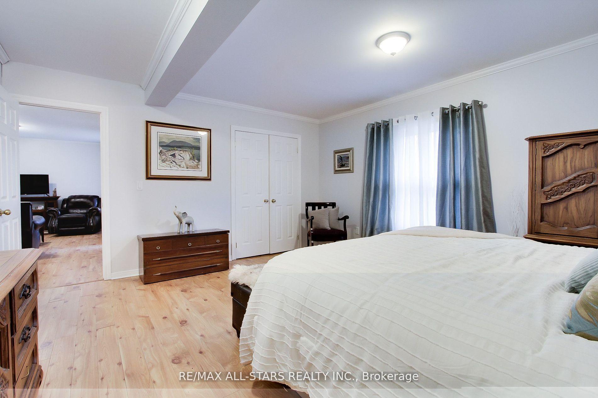 Photo 11 of 27112 Kennedy Road, Georgina, Historic Lakeshore Communities — HOMEH