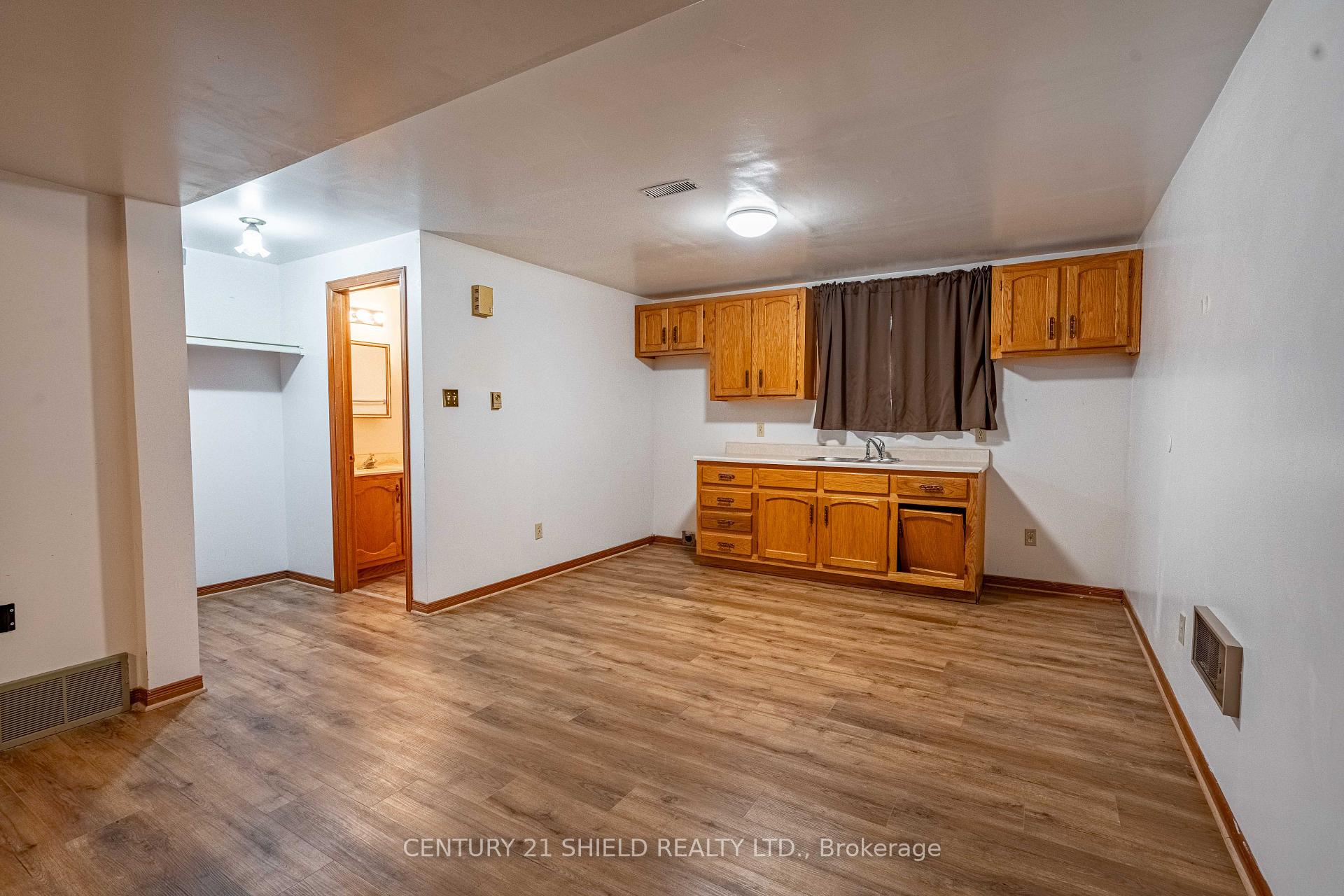 Photo 16 of 1408 First Street E, Cornwall — HOMEH