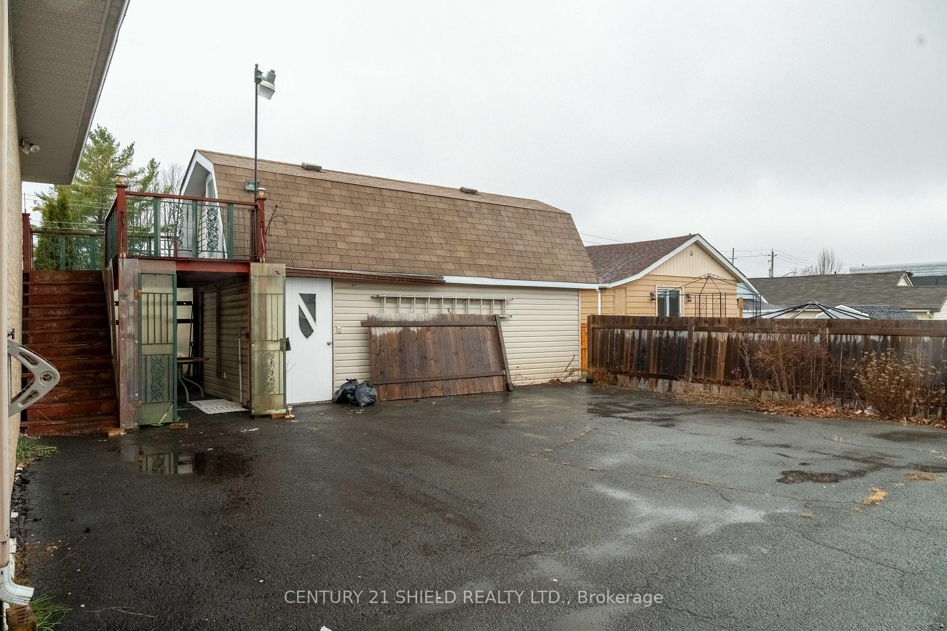 Photo 29 of 1408 First Street E, Cornwall — HOMEH