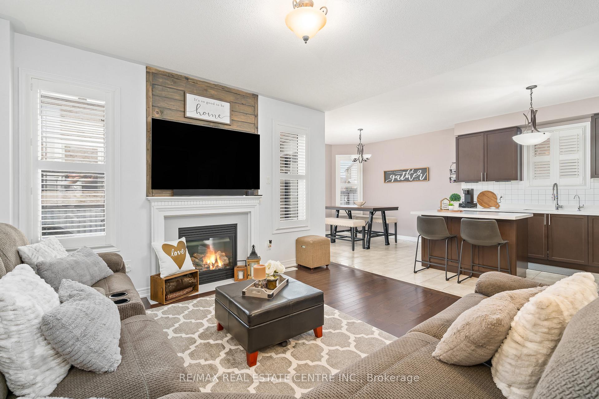Photo 11 of 72 Ballantine Drive, Halton Hills, Georgetown — HOMEH