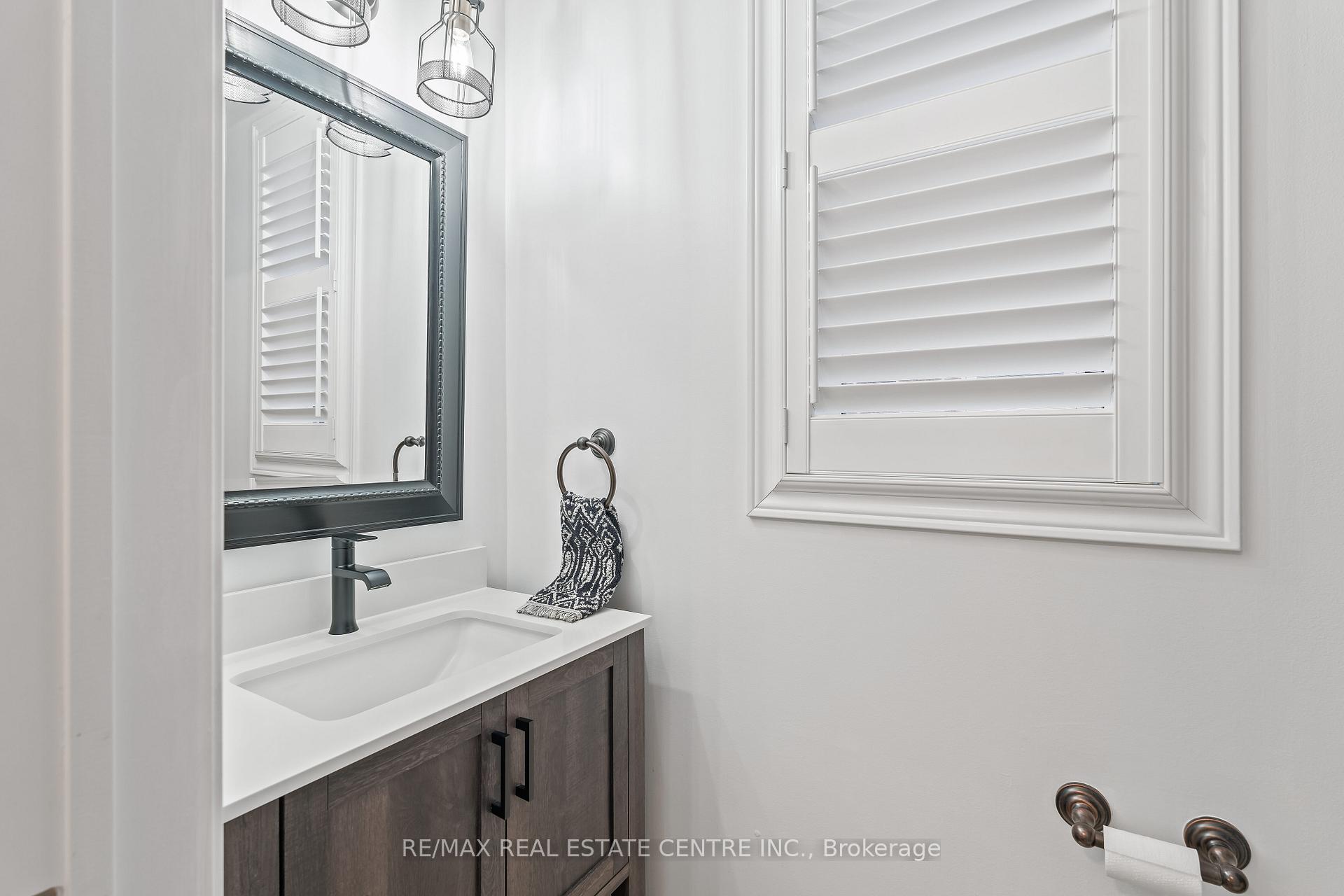 Photo 19 of 72 Ballantine Drive, Halton Hills, Georgetown — HOMEH