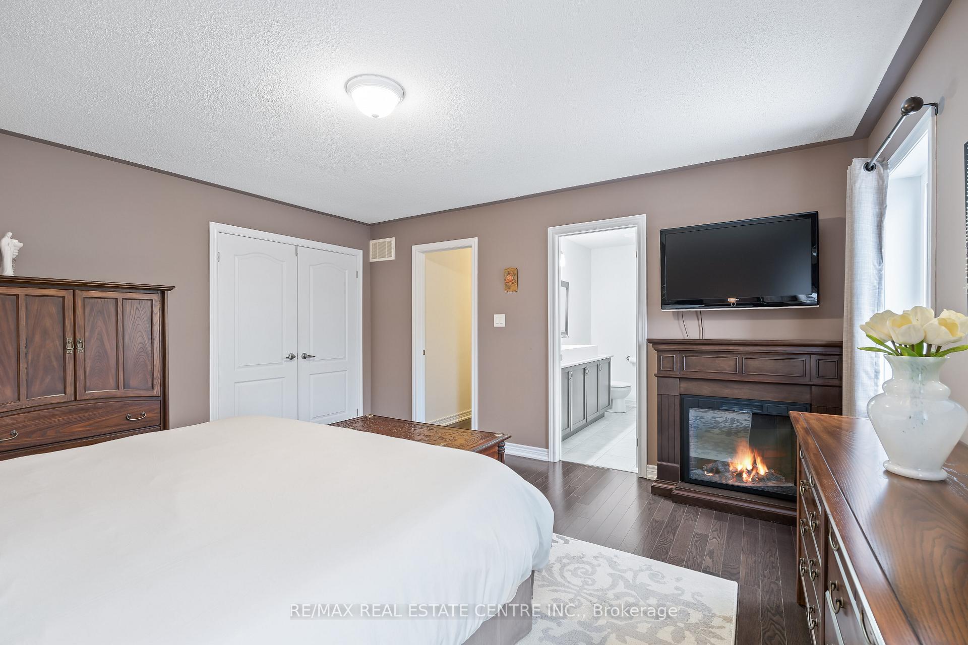 Photo 23 of 72 Ballantine Drive, Halton Hills, Georgetown — HOMEH