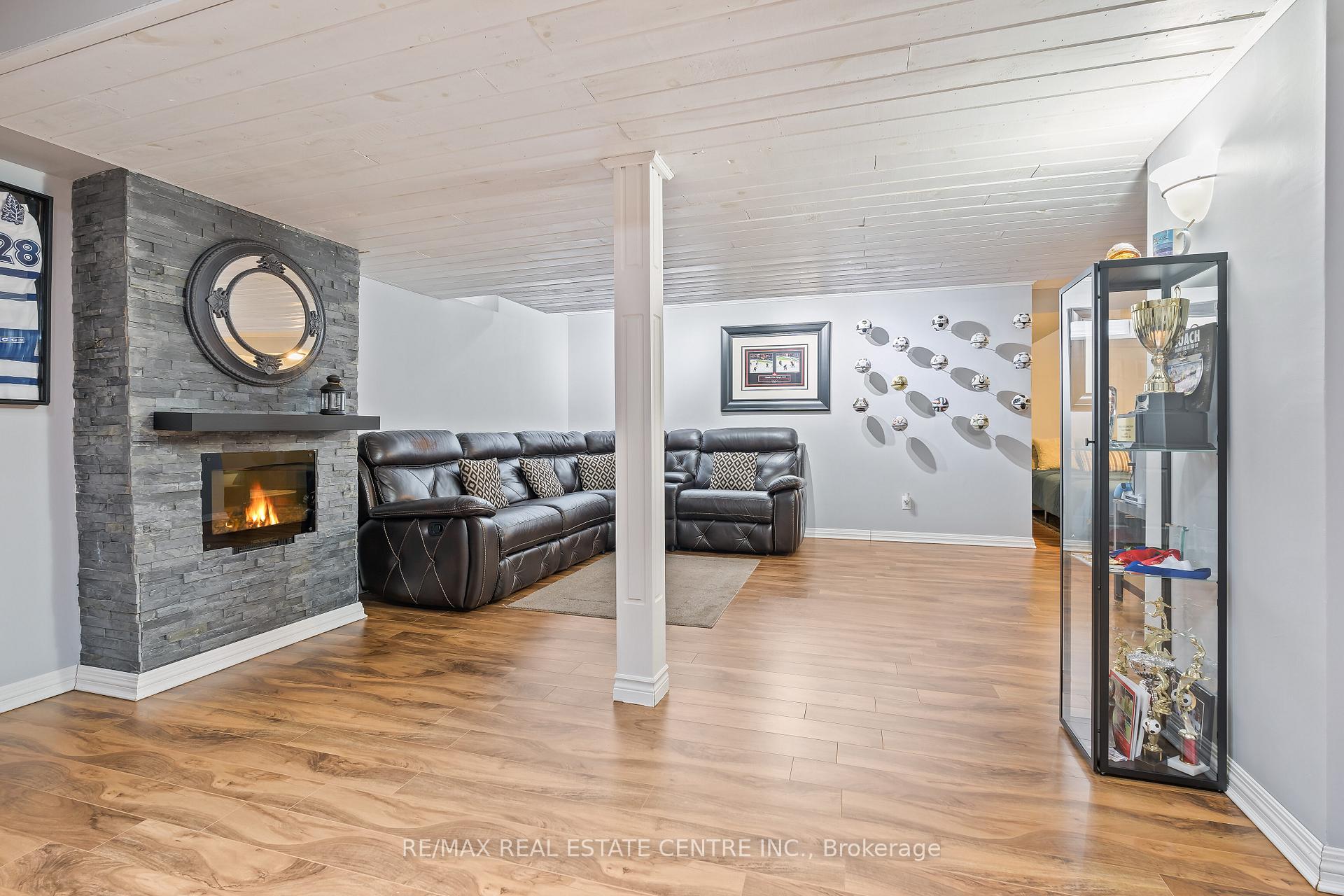 Photo 31 of 72 Ballantine Drive, Halton Hills, Georgetown — HOMEH
