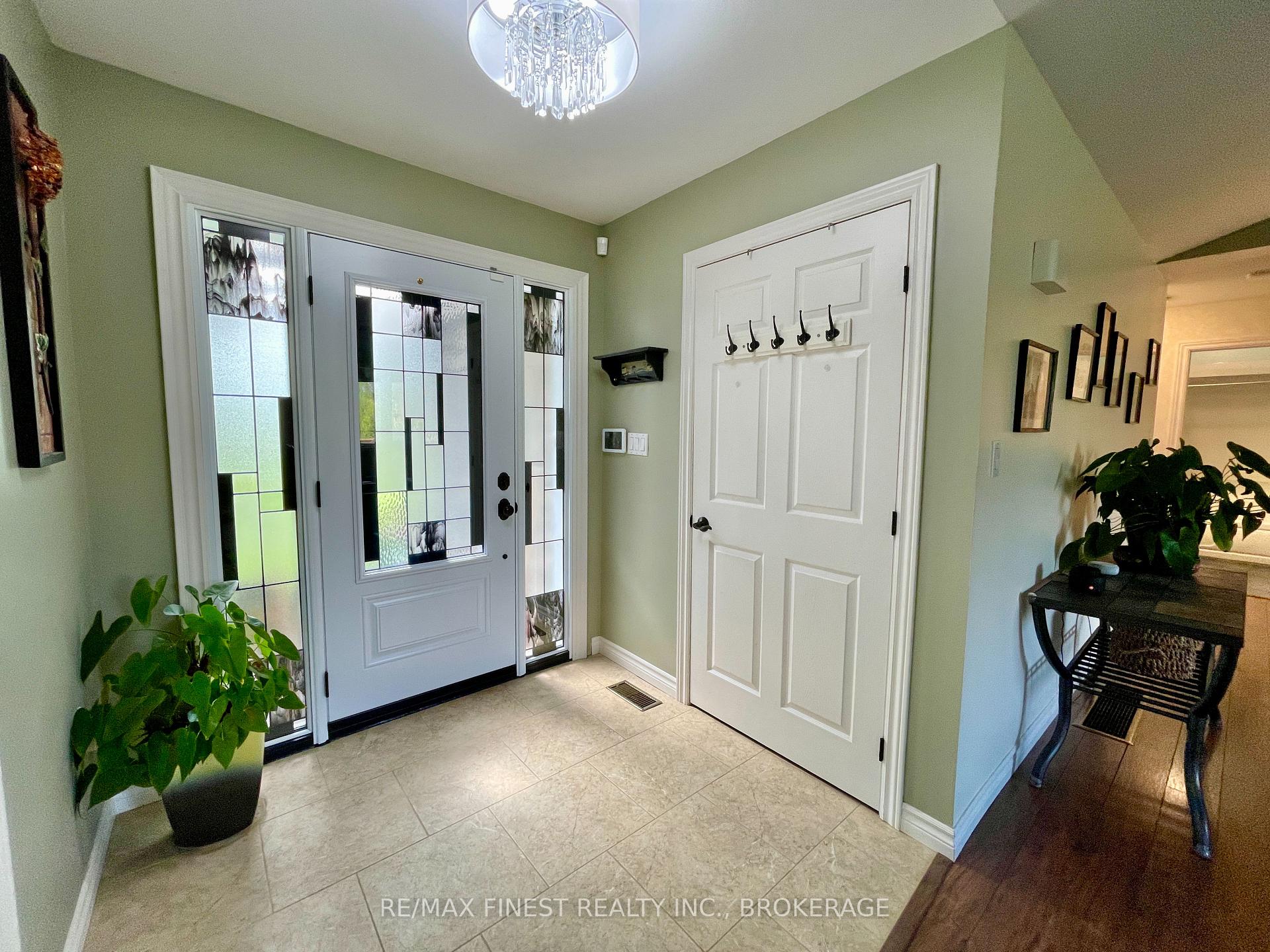 Photo 6 of 1226 Rutledge Road, Frontenac, Frontenac South — HOMEH
