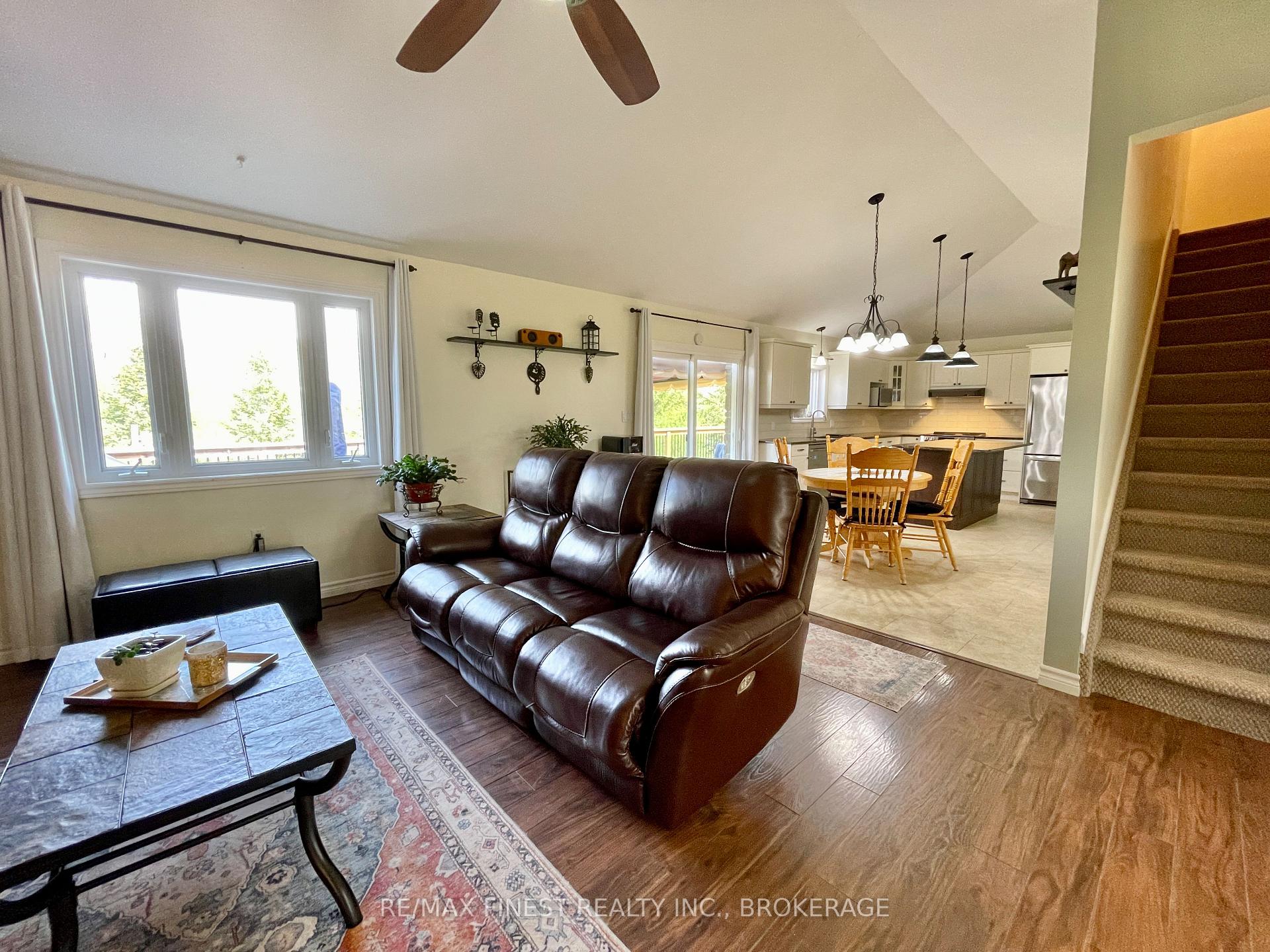 Photo 8 of 1226 Rutledge Road, Frontenac, Frontenac South — HOMEH