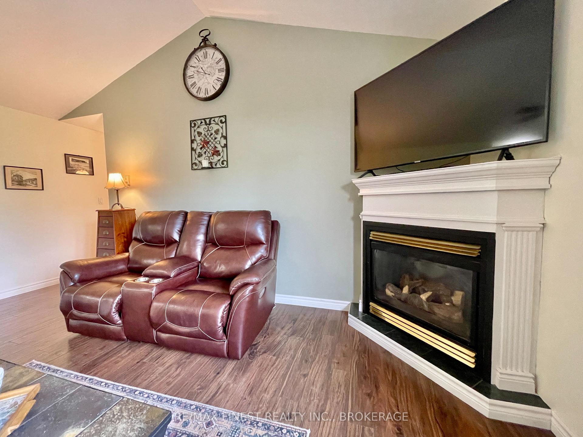 Photo 9 of 1226 Rutledge Road, Frontenac, Frontenac South — HOMEH
