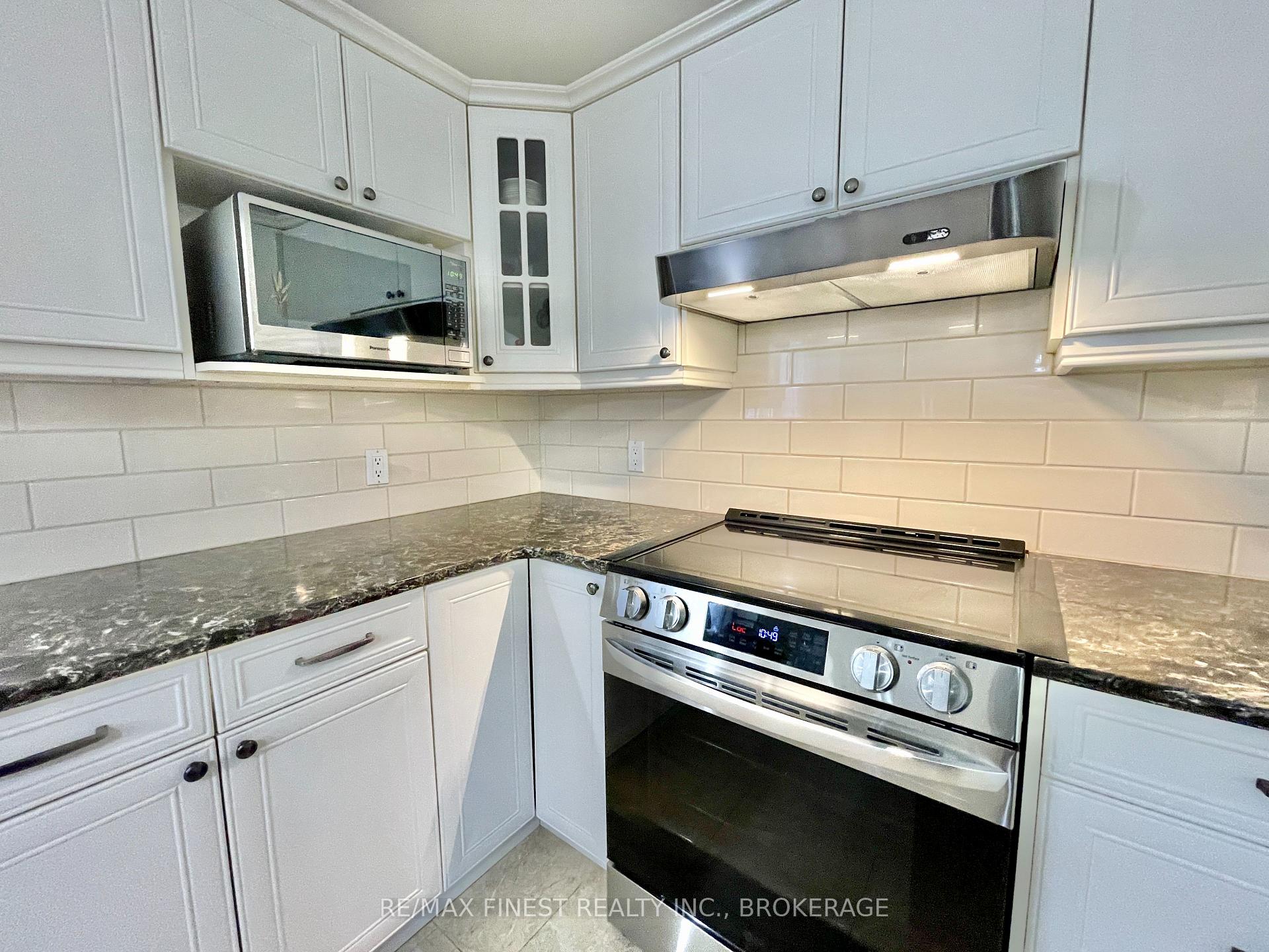 Photo 15 of 1226 Rutledge Road, Frontenac, Frontenac South — HOMEH