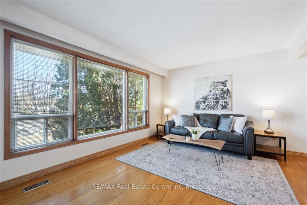 Photo 3 of 83 Balmoral Drive, Guelph, Riverside Park — HOMEH