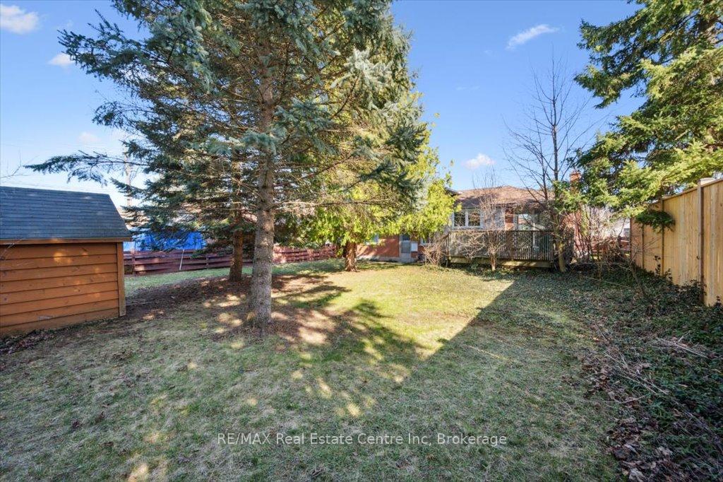 Photo 19 of 83 Balmoral Drive, Guelph, Riverside Park — HOMEH