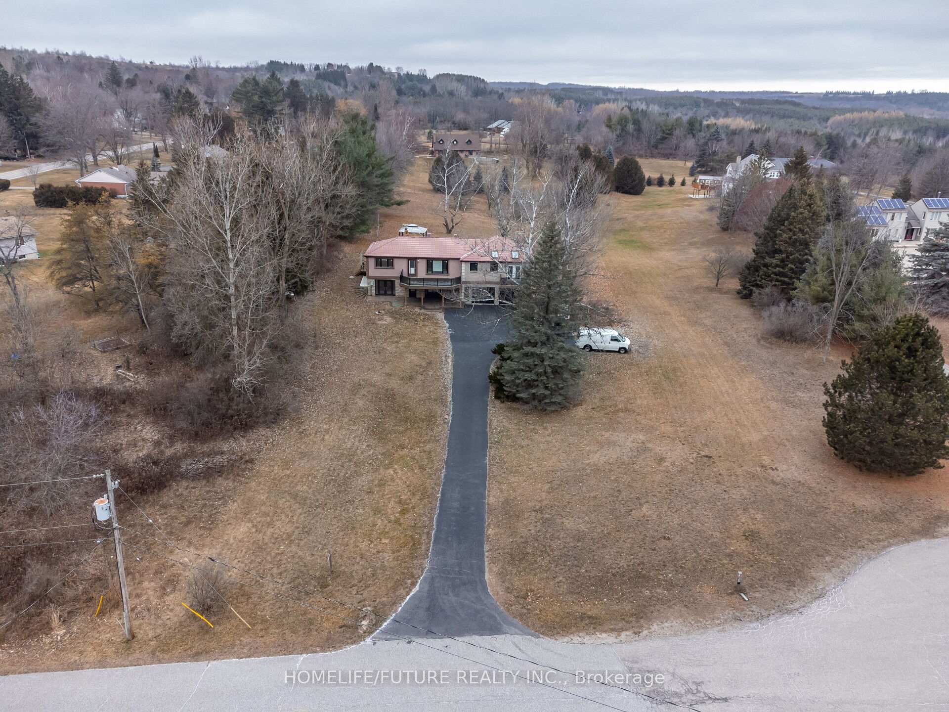 Photo 1 of 40 Mary Street, Caledon, Rural Caledon — HOMEH