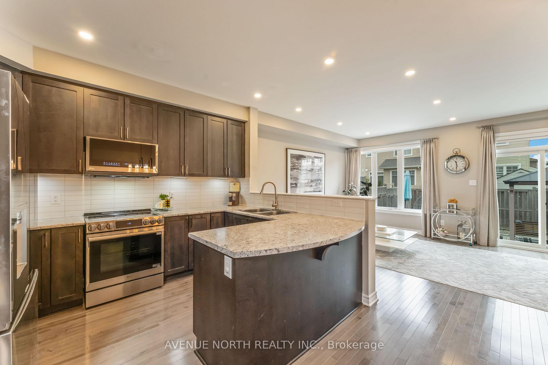 Photo 13 of 607 Willowmere Way, Ottawa, Blossom Park/Kemp Park/Findlay Creek — HOMEH