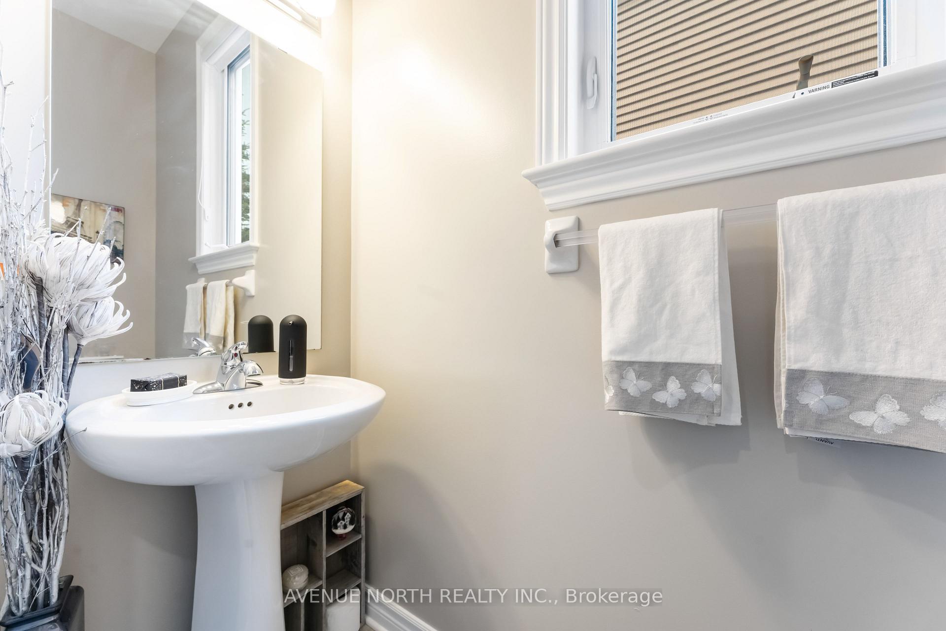 Photo 17 of 607 Willowmere Way, Ottawa, Blossom Park/Kemp Park/Findlay Creek — HOMEH