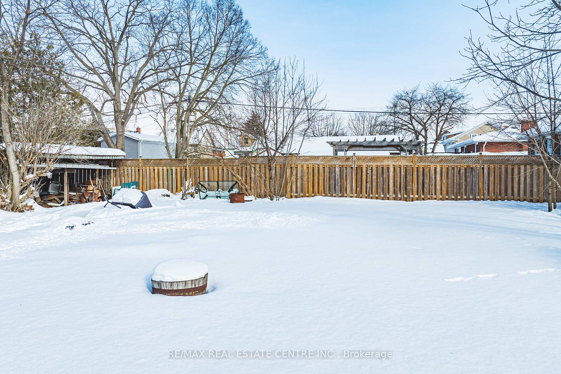 Photo 8 of 1279 Hamilton Street, Cambridge, Preston South — HOMEH