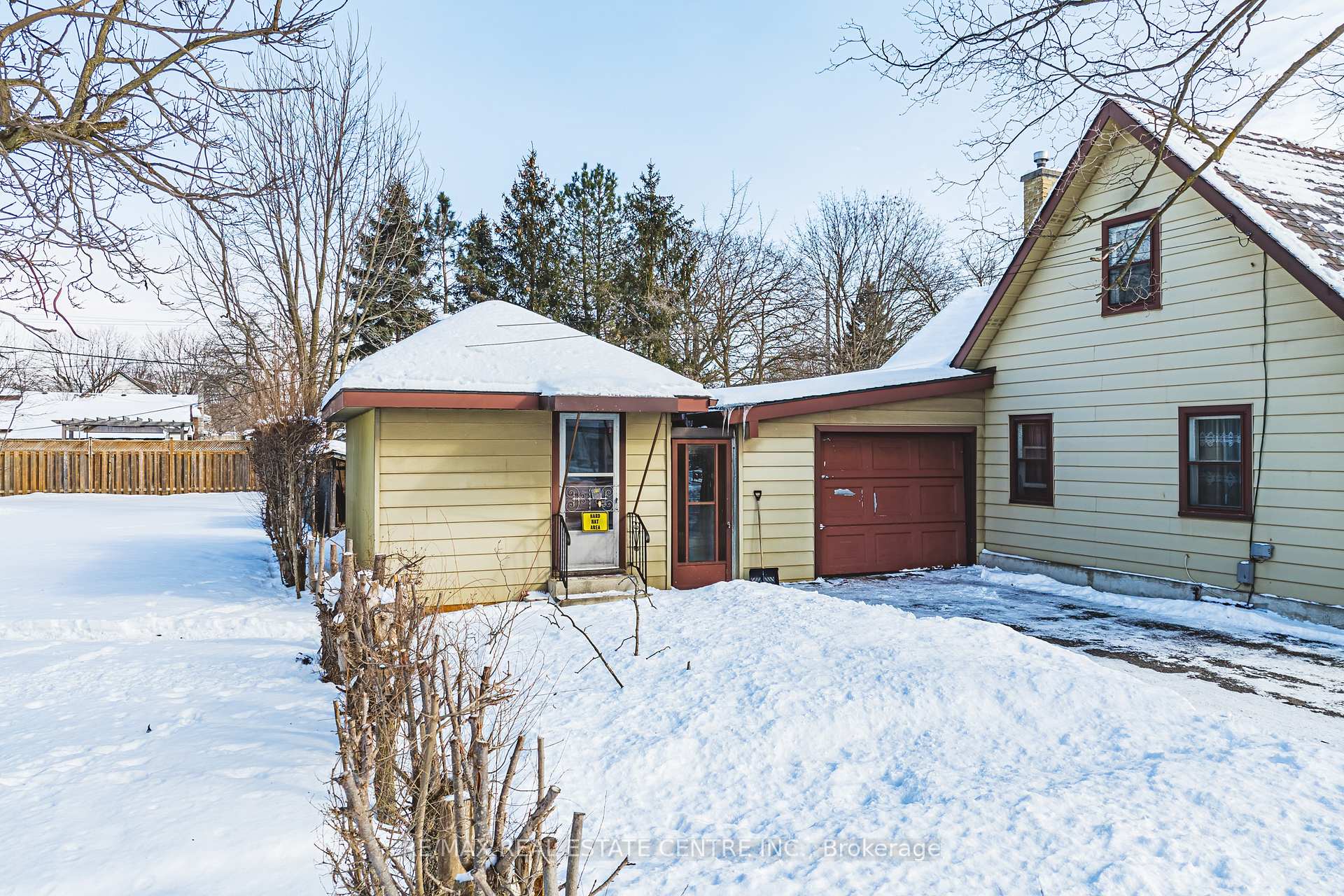 Photo 14 of 1279 Hamilton Street, Cambridge, Preston South — HOMEH