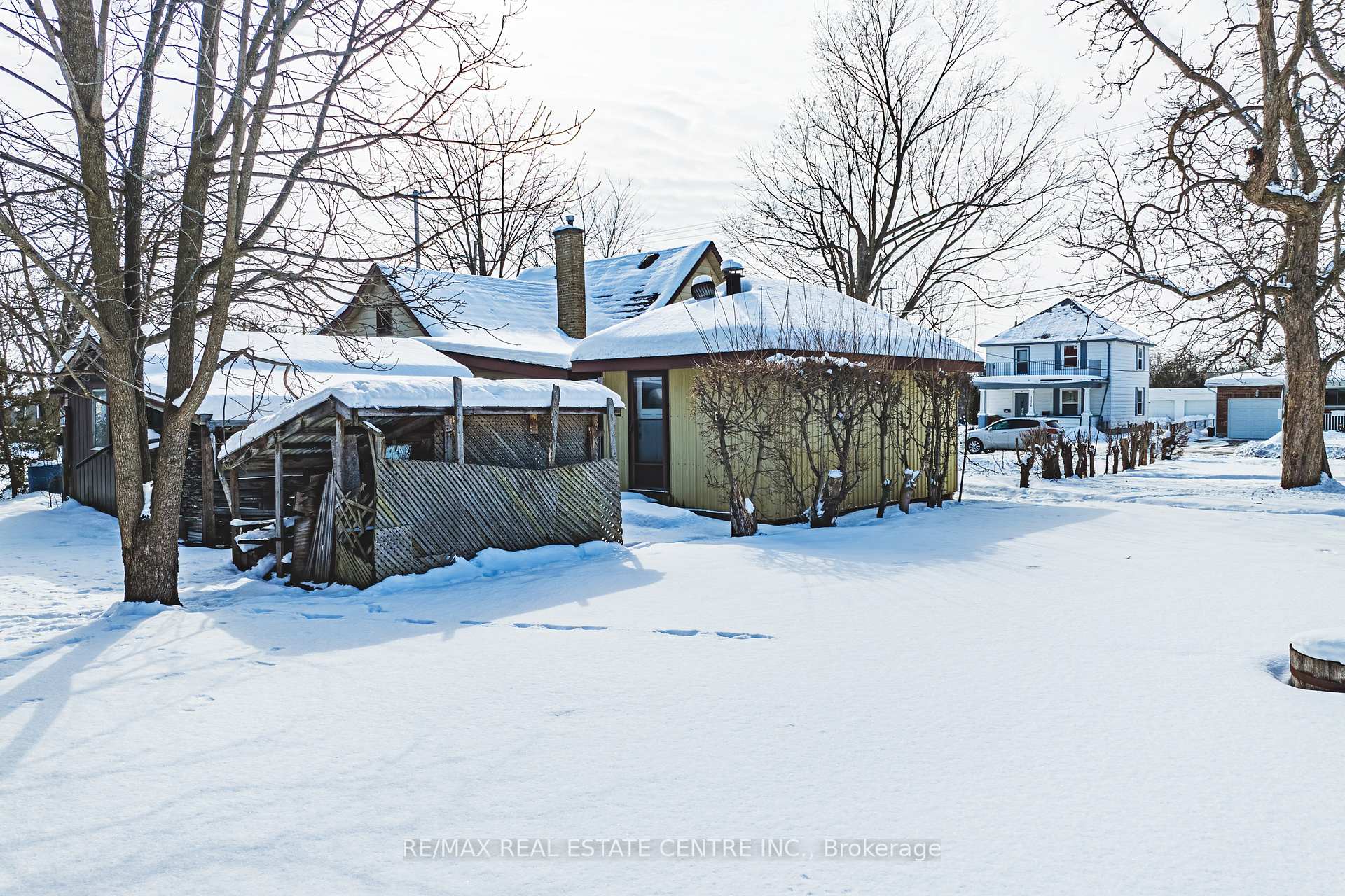 Photo 15 of 1279 Hamilton Street, Cambridge, Preston South — HOMEH