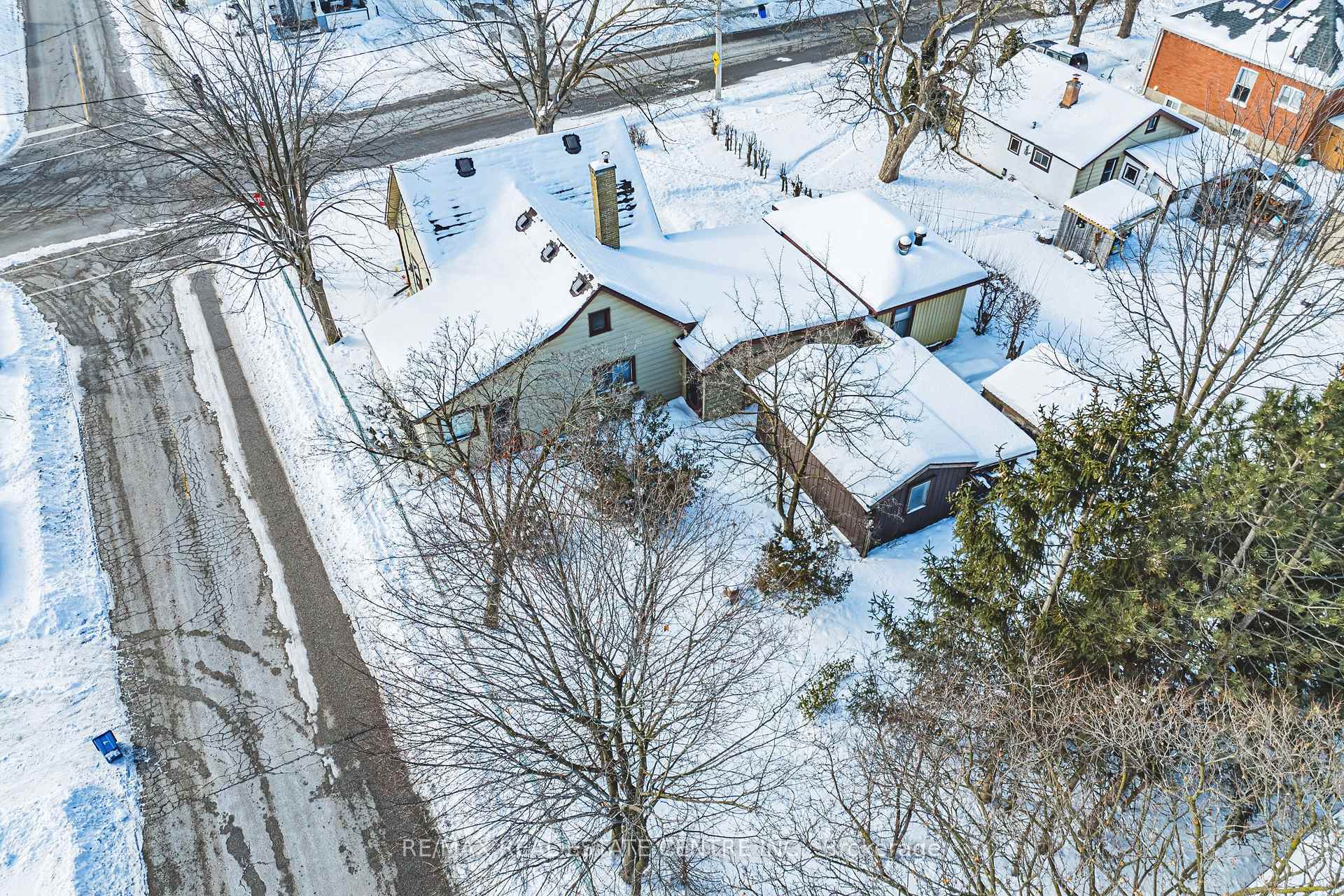 Photo 17 of 1279 Hamilton Street, Cambridge, Preston South — HOMEH