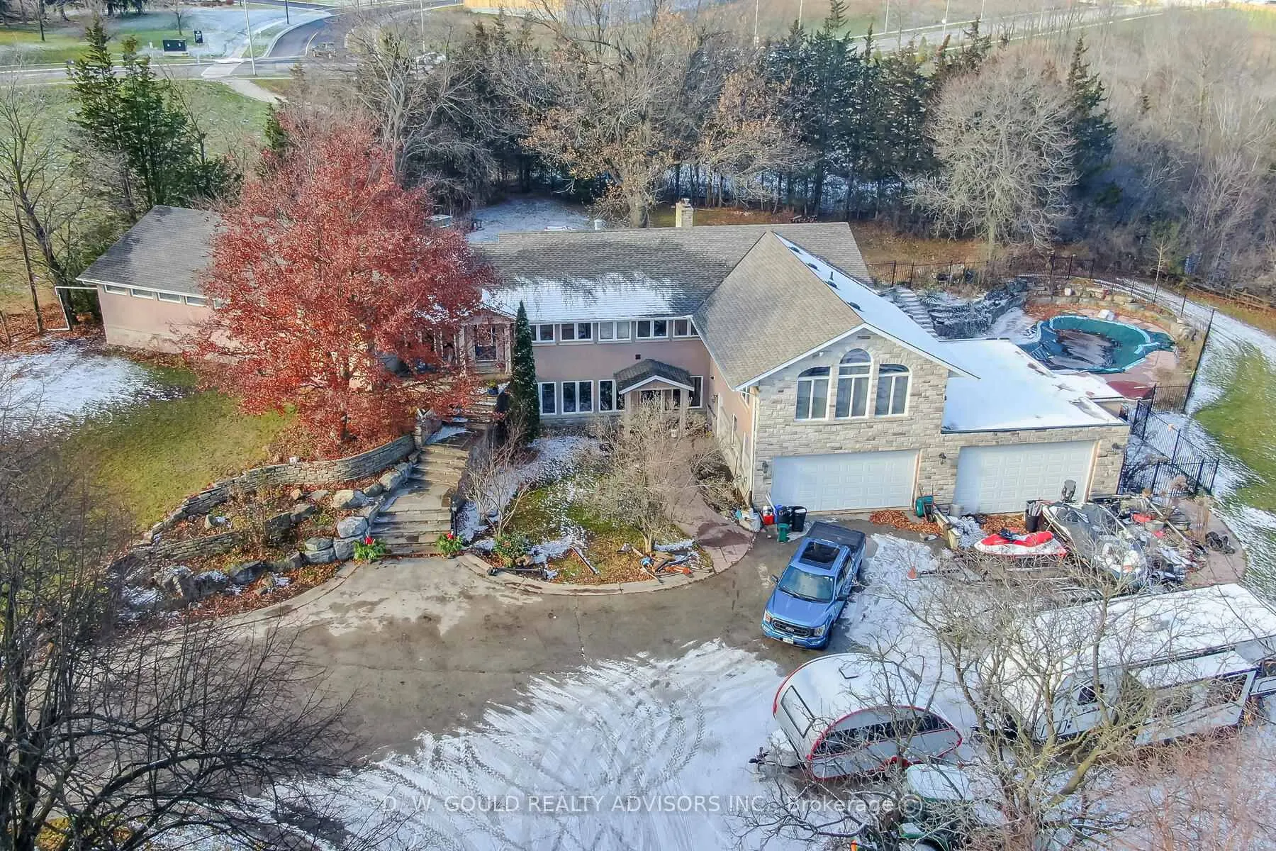 Photo 11 of 358 Maple Avenue, Halton Hills, Georgetown — HOMEH
