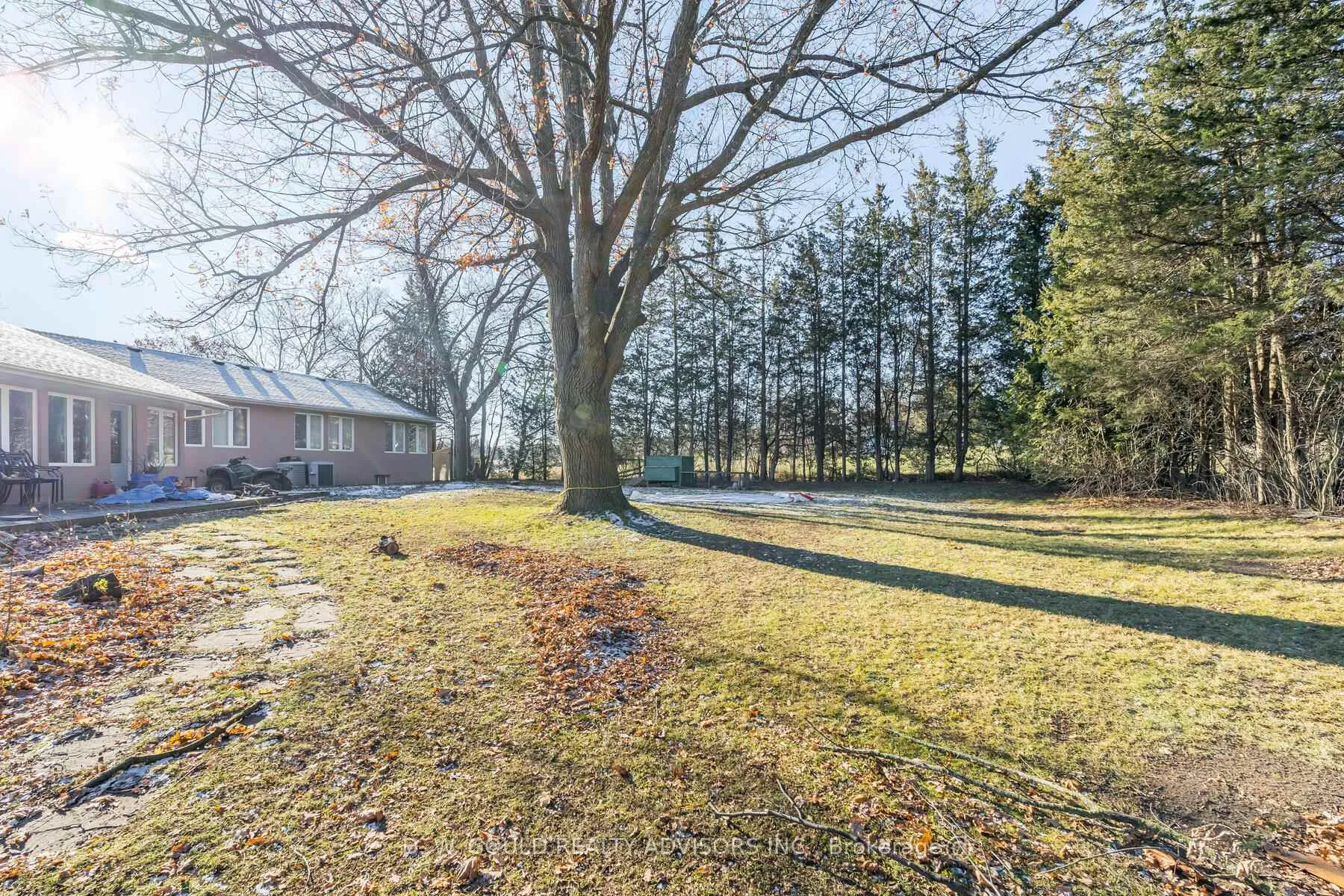Photo 18 of 358 Maple Avenue, Halton Hills, Georgetown — HOMEH