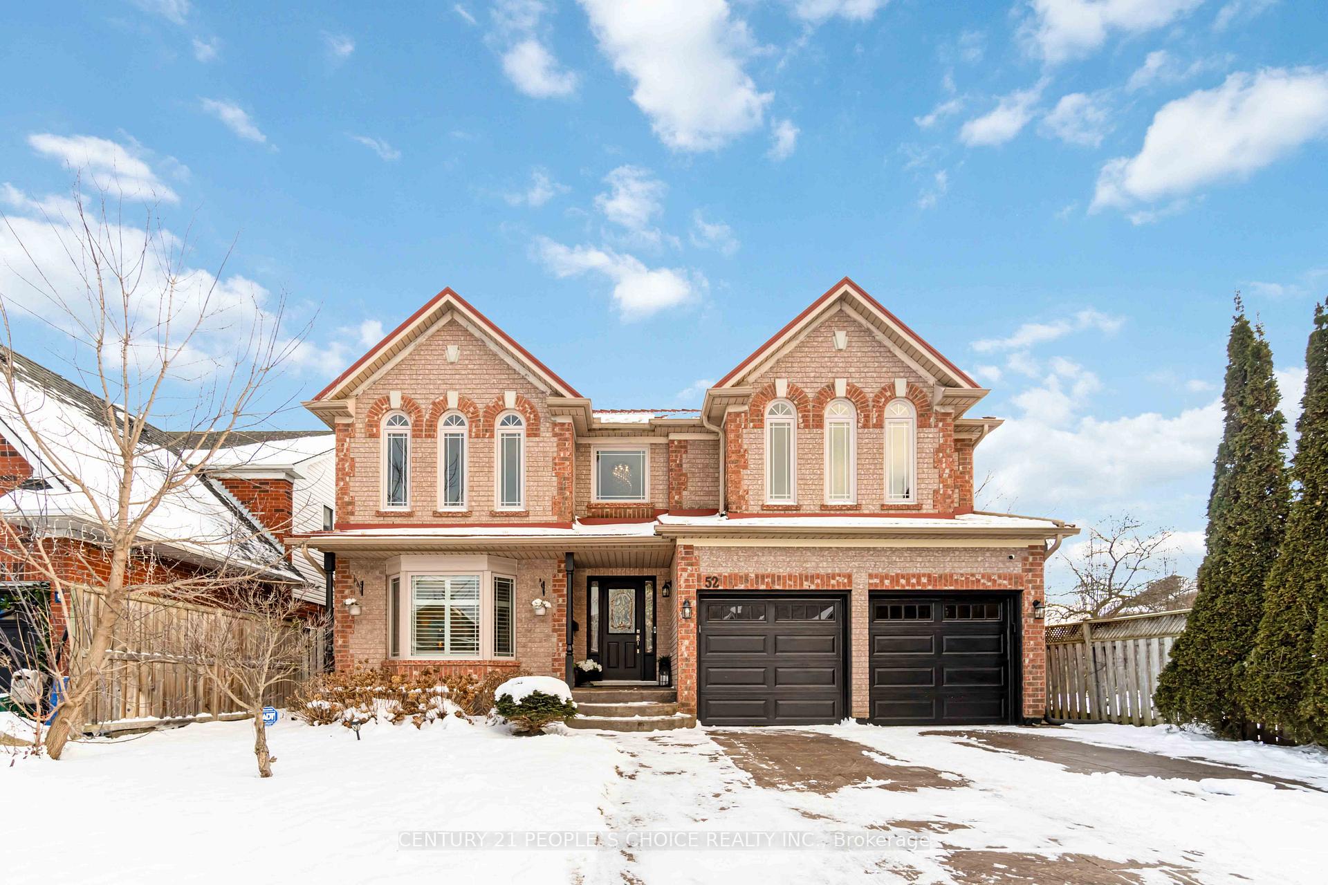 Front of 52 Canning Crescent