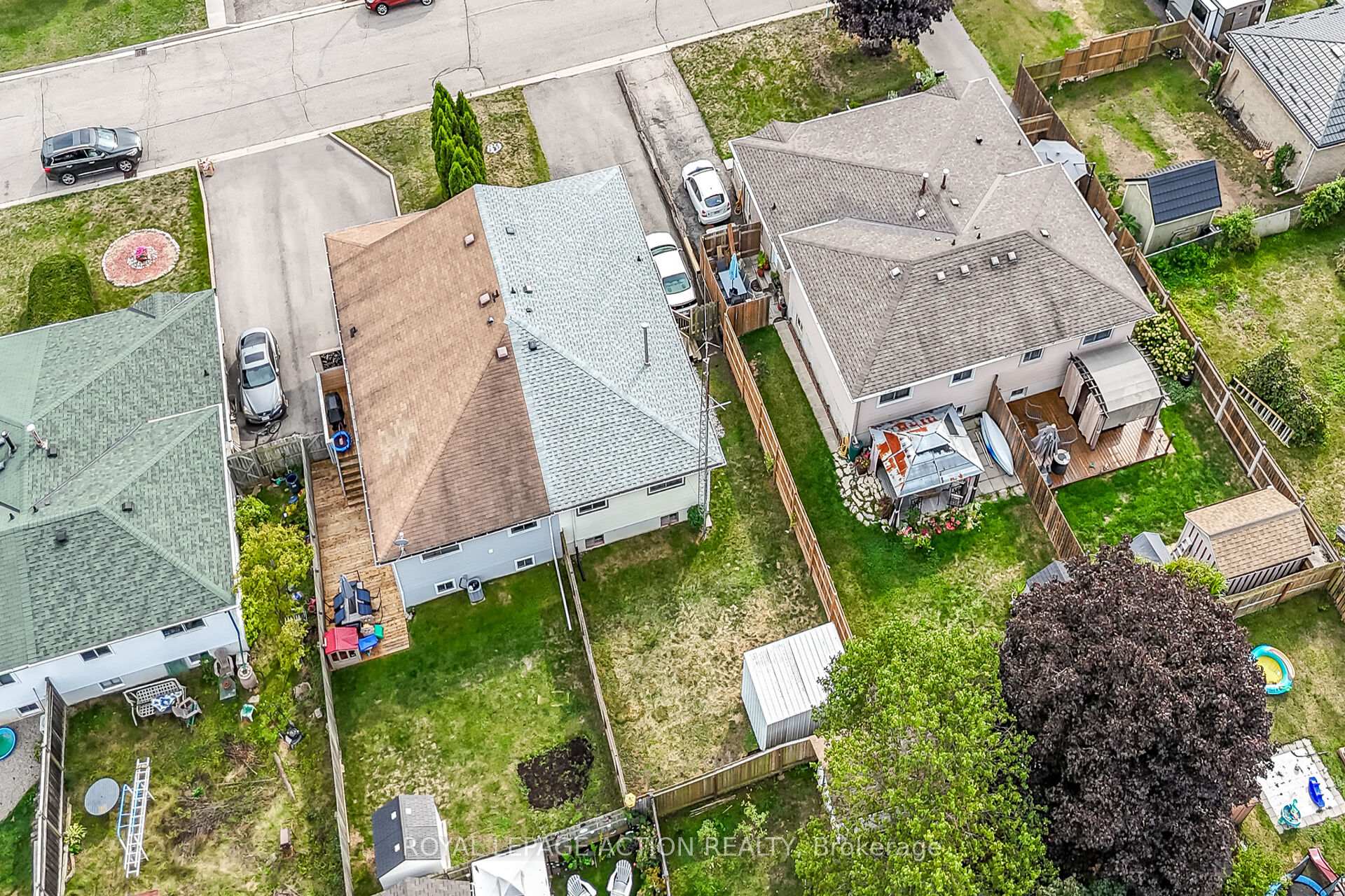 Photo 41 of 8 Maple Crescent, Brant, Paris — HOMEH