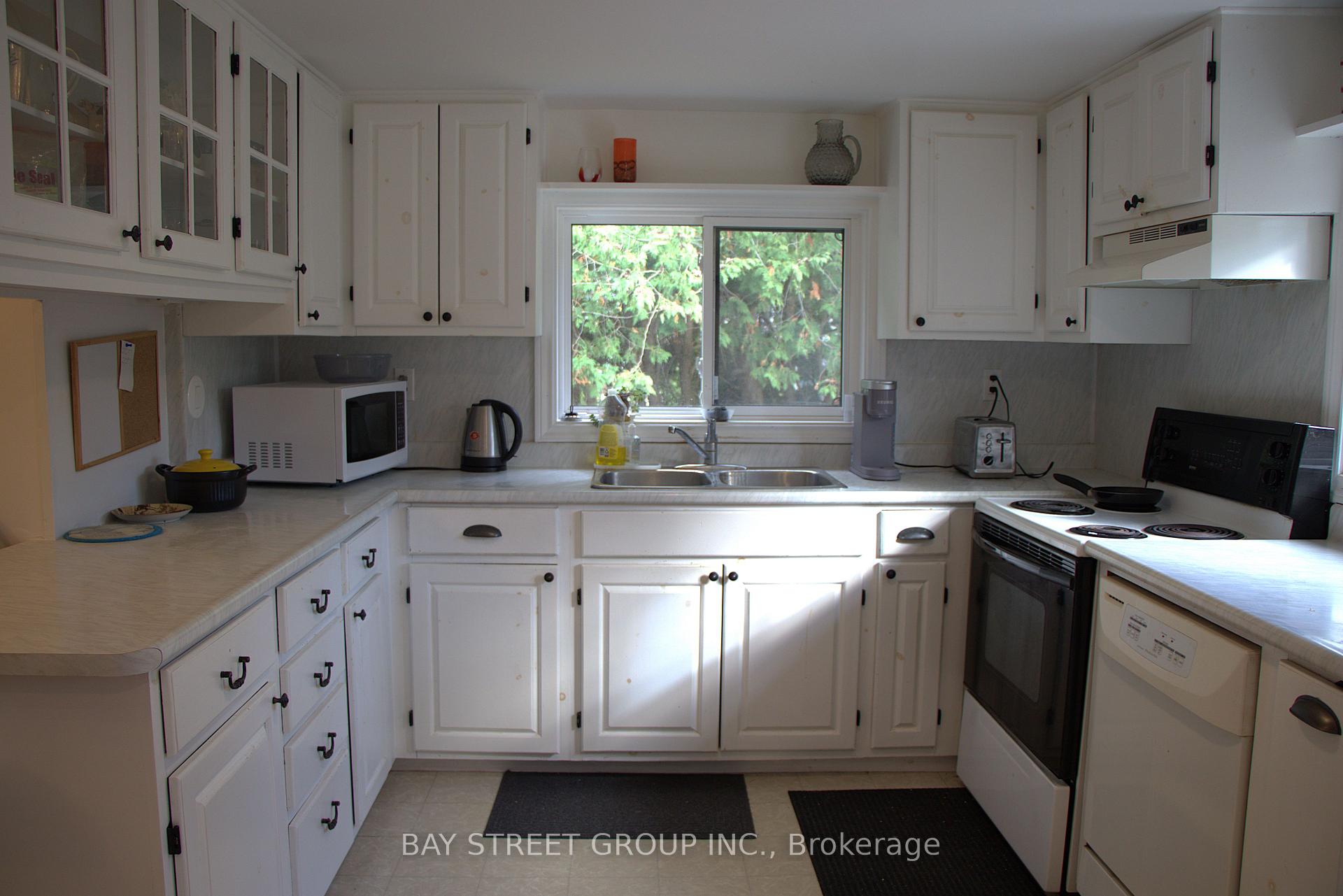 Photo 7 of 387 Raines Street, Georgina, Historic Lakeshore Communities — HOMEH