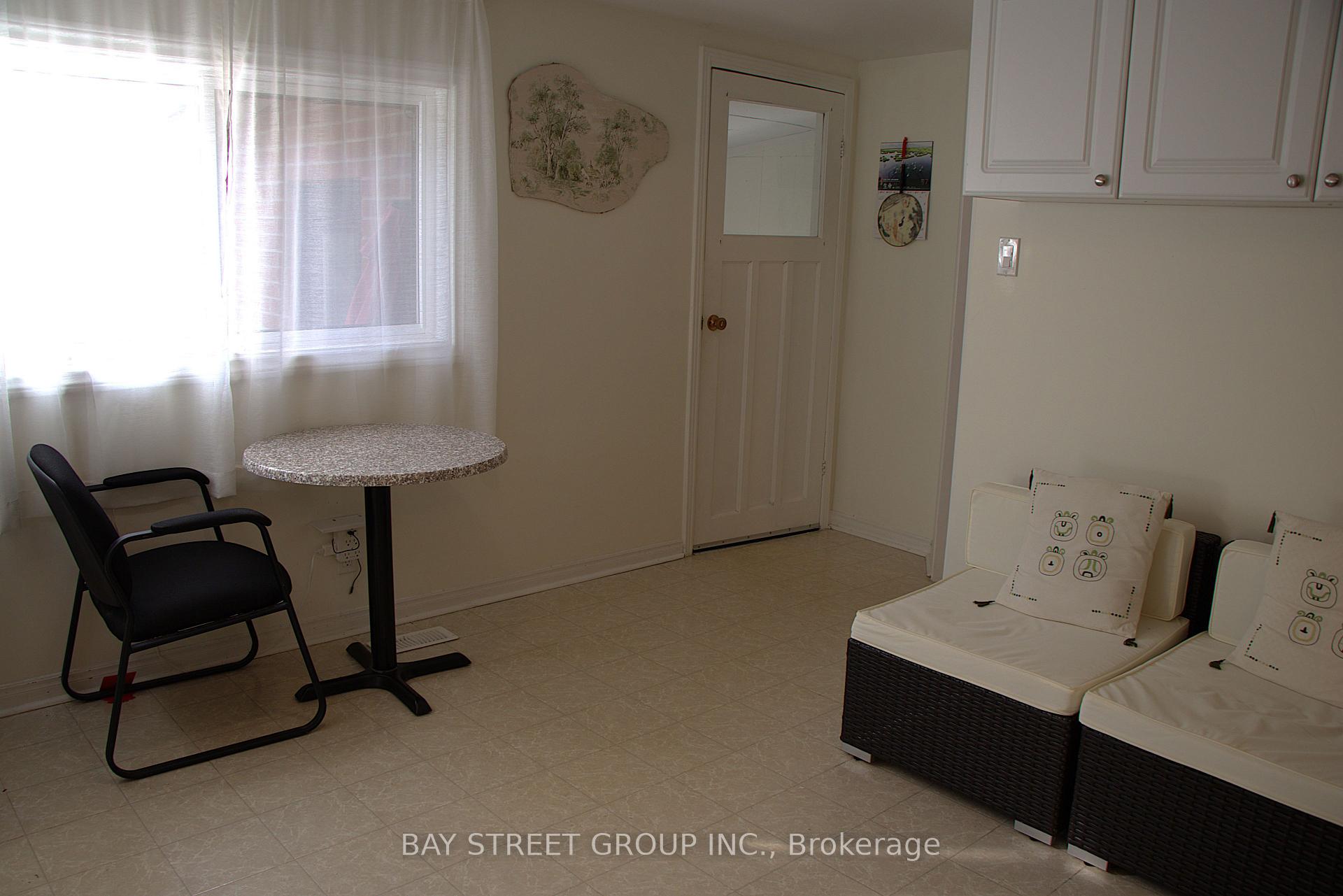 Photo 14 of 387 Raines Street, Georgina, Historic Lakeshore Communities — HOMEH