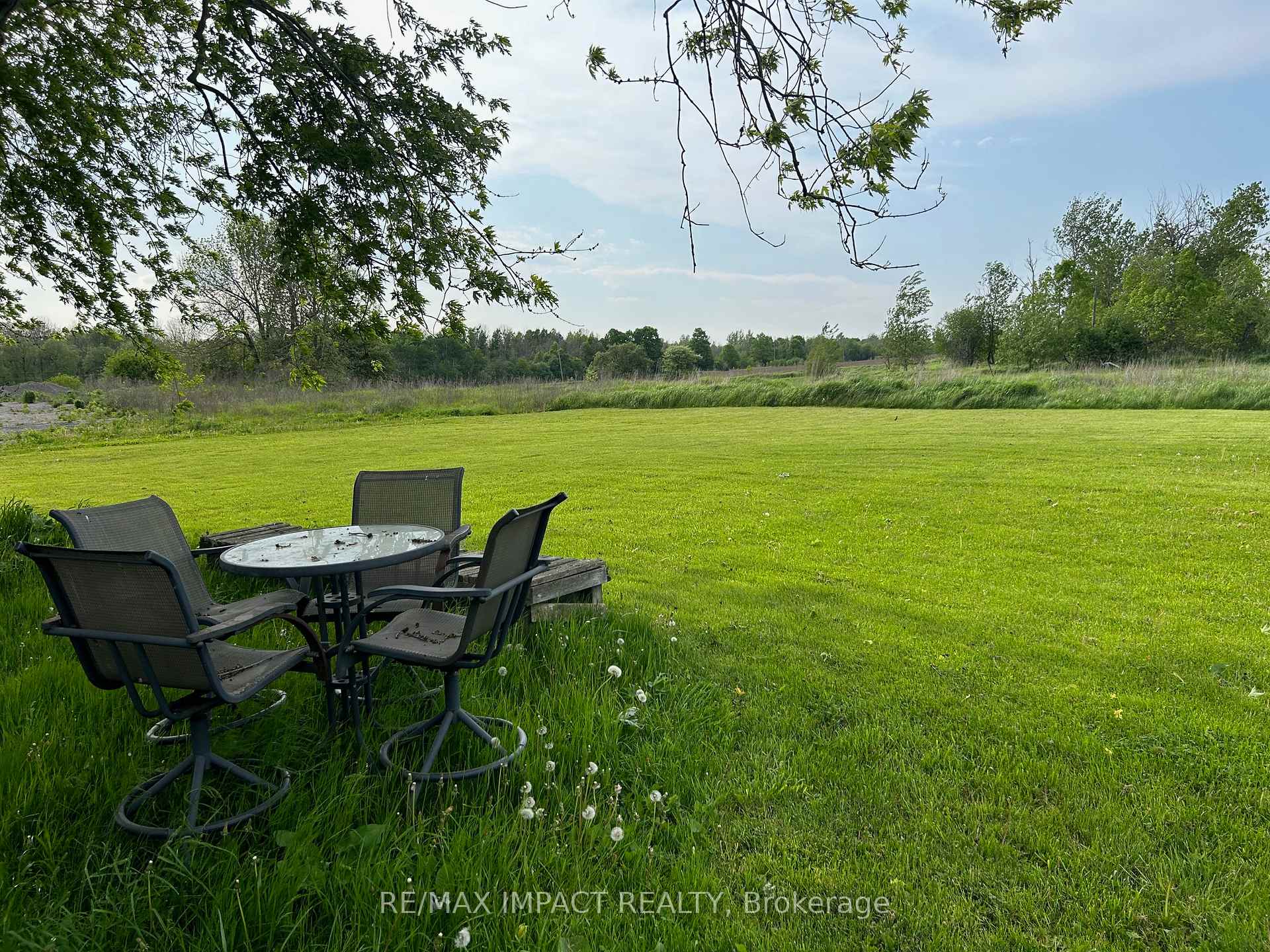 Photo 6 of 2074 Baseline Road W, Clarington, Rural Clarington — HOMEH