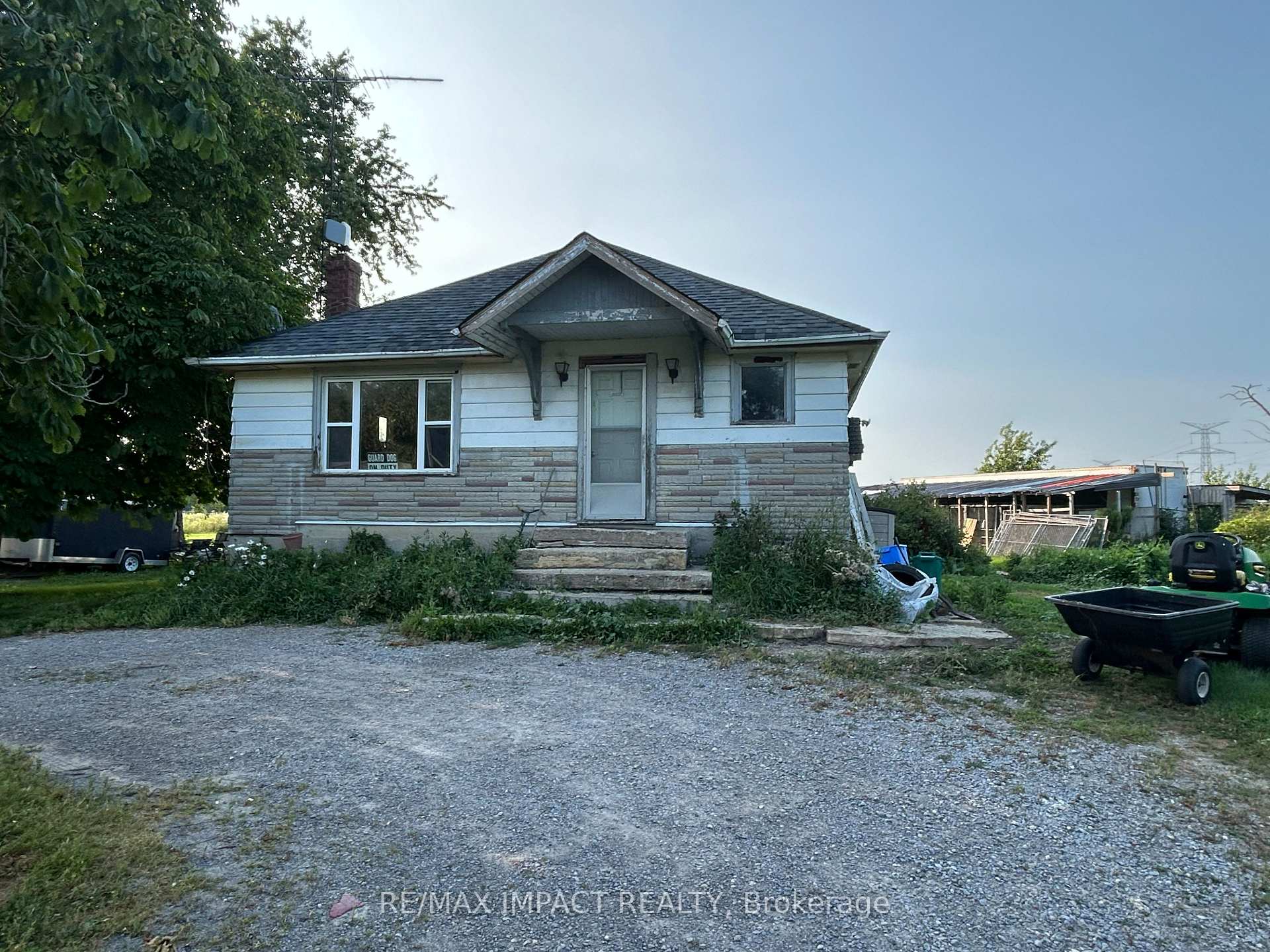 Photo 11 of 2074 Baseline Road W, Clarington, Rural Clarington — HOMEH