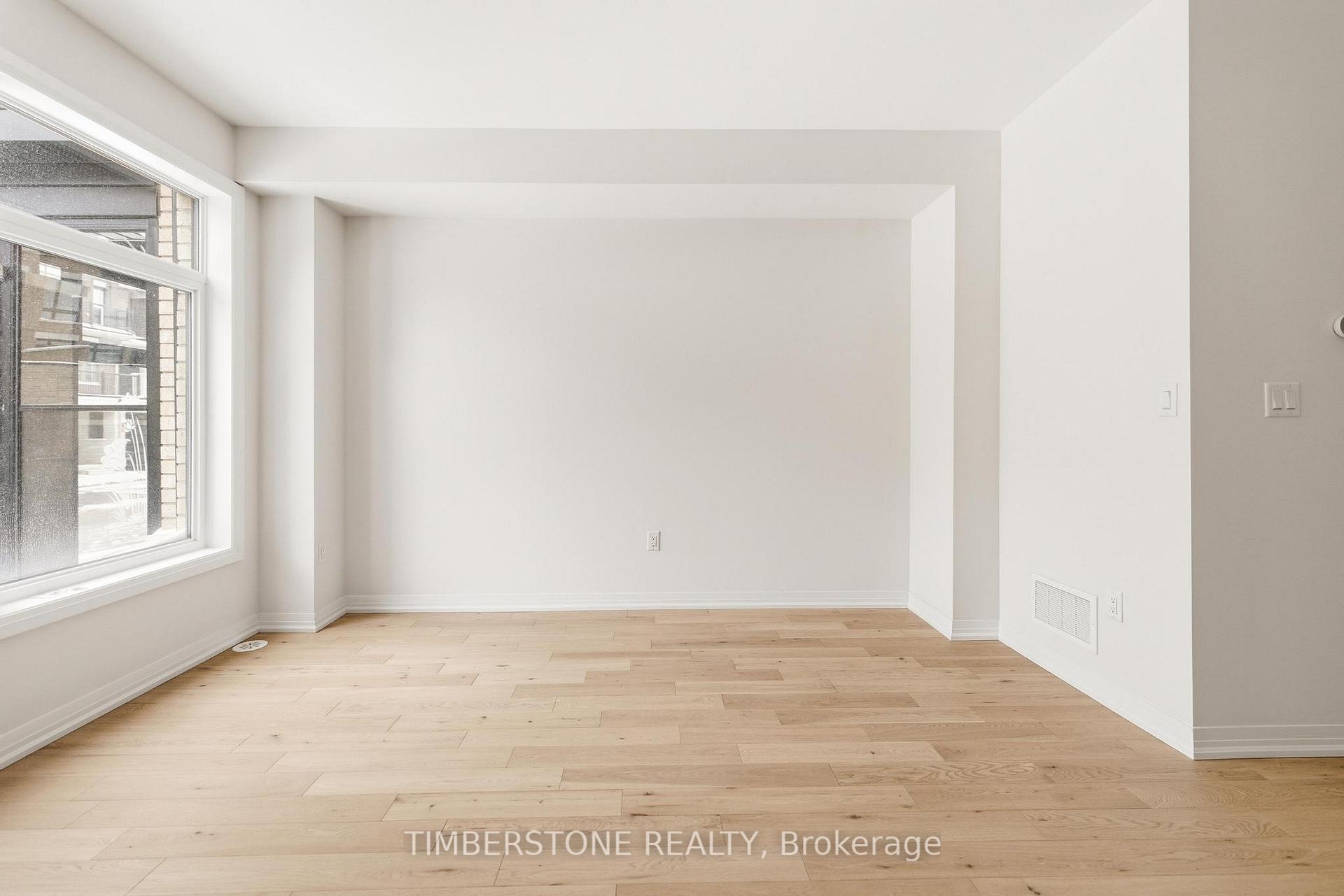 Photo 3 of 34 Bonnington Drive, Brampton, Northwest Brampton — HOMEH