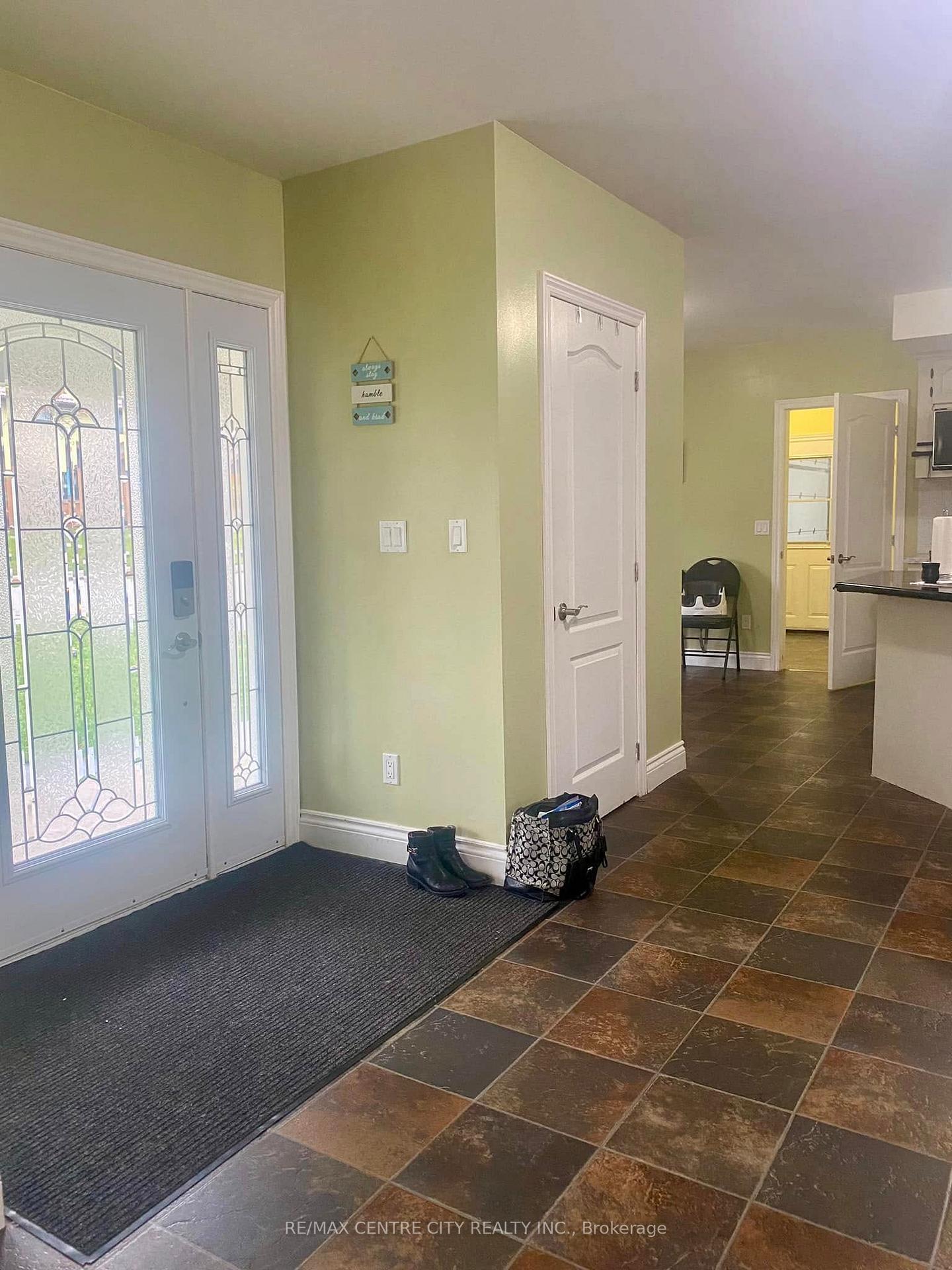 Photo 4 of 61 Myrtle Street, Aylmer — HOMEH