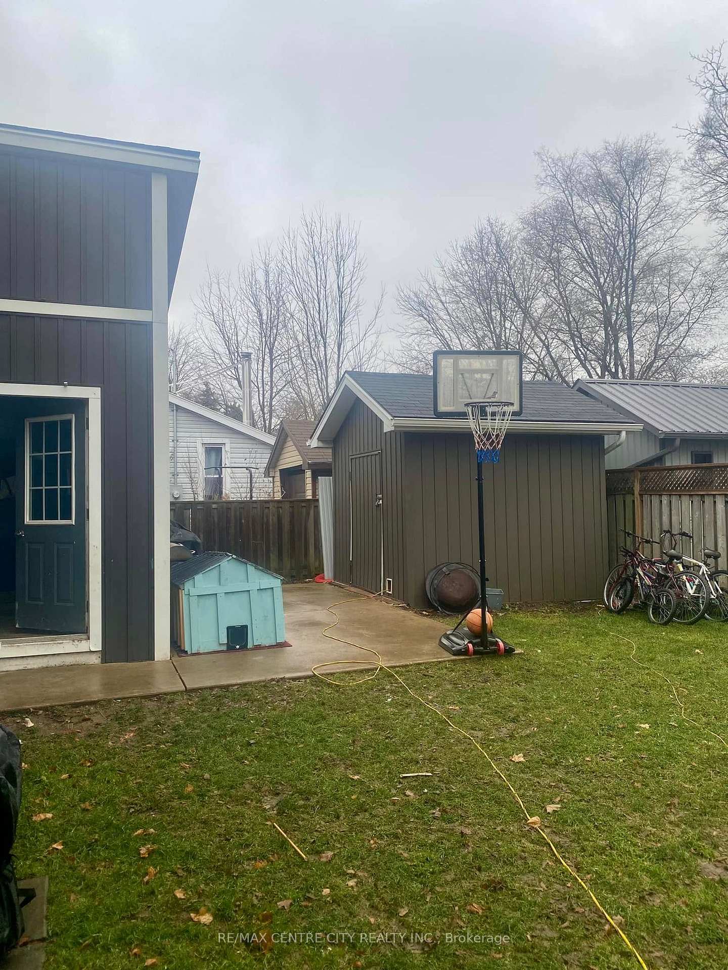 Photo 23 of 61 Myrtle Street, Aylmer — HOMEH