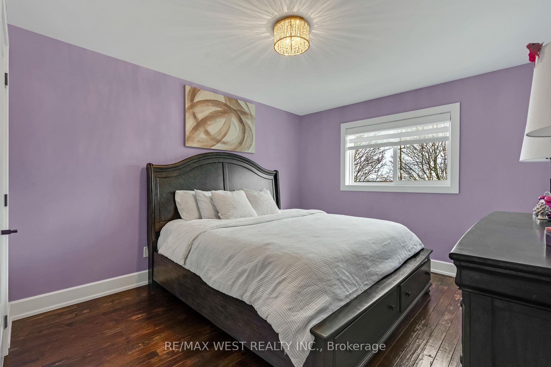 Photo 28 of 9 Chaplin Court, Caledon, Bolton North — HOMEH