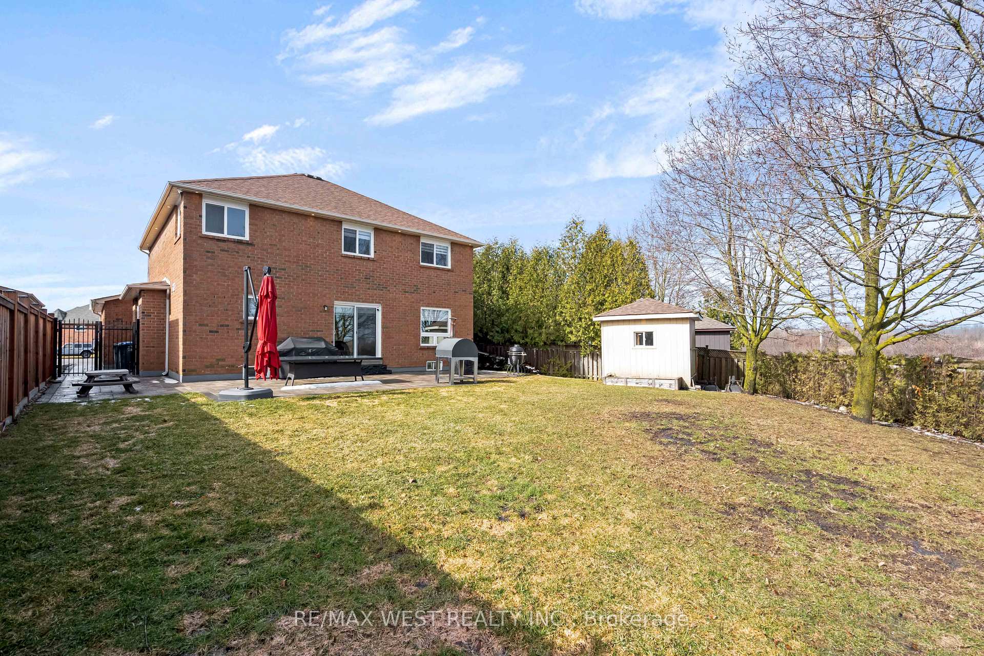 Photo 36 of 9 Chaplin Court, Caledon, Bolton North — HOMEH