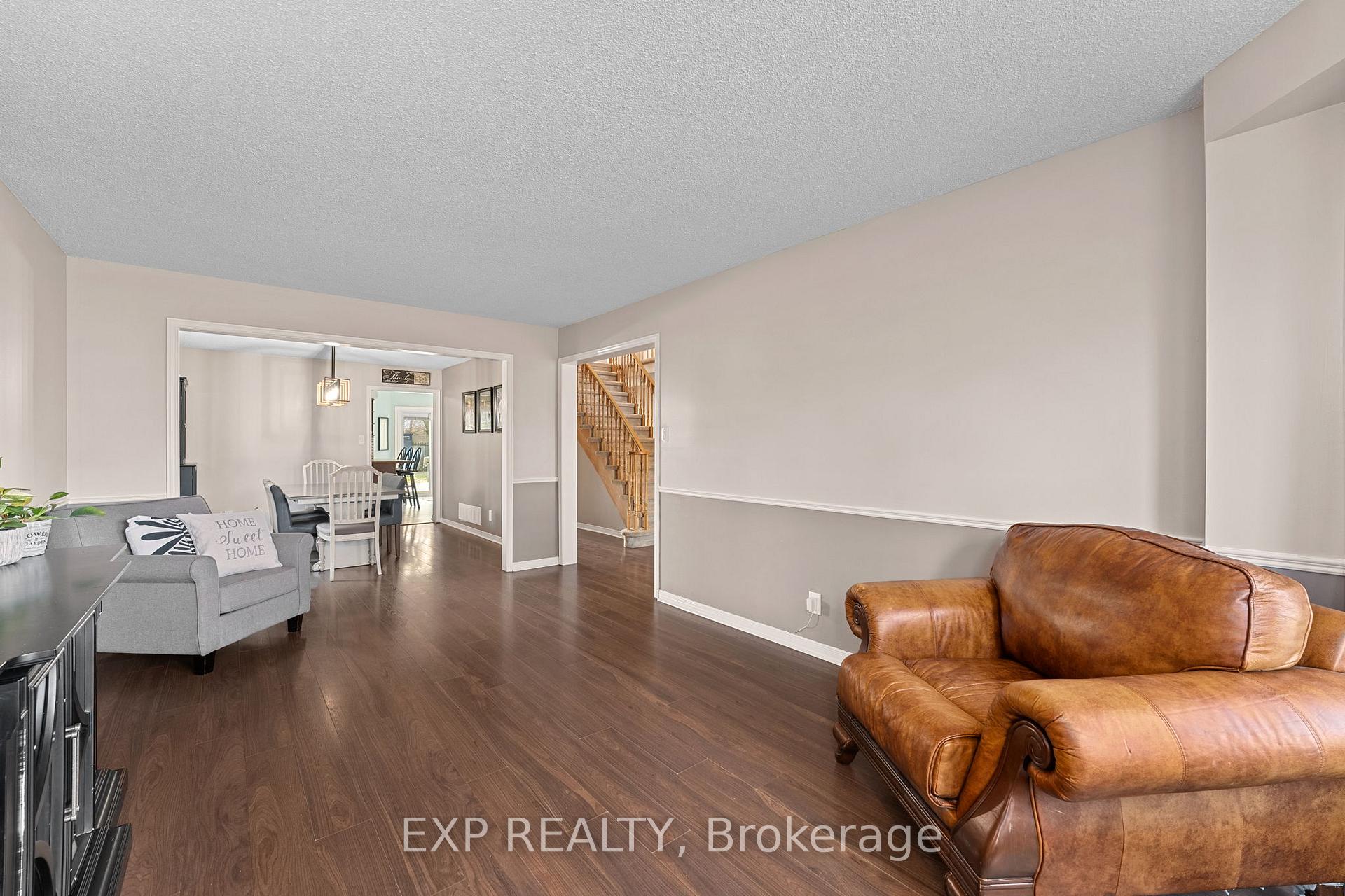 Photo 8 of 140 Natanya Boulevard, Georgina, Keswick North — HOMEH