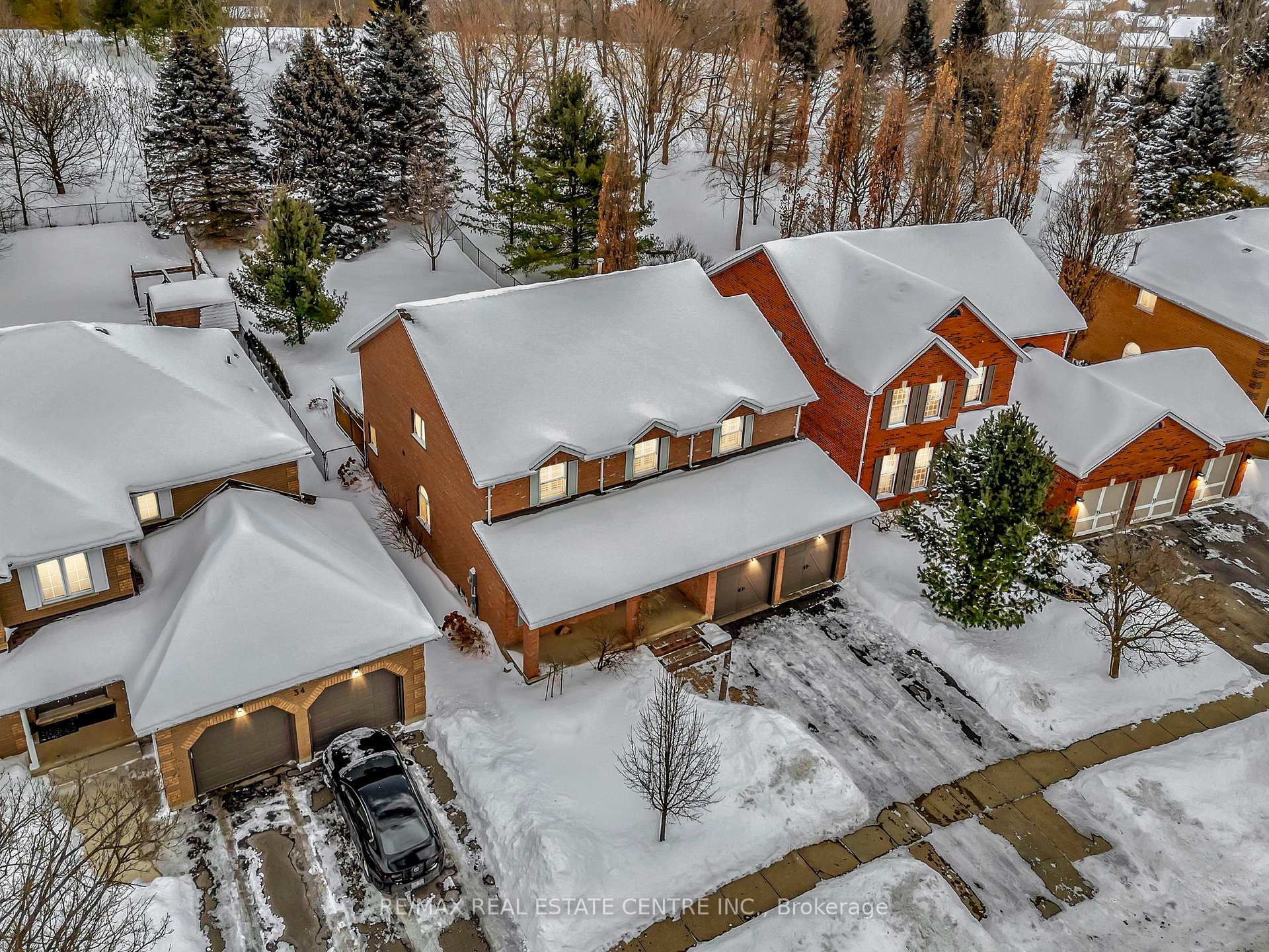 Photo 3 of 30 Hume Drive, Cambridge — HOMEH