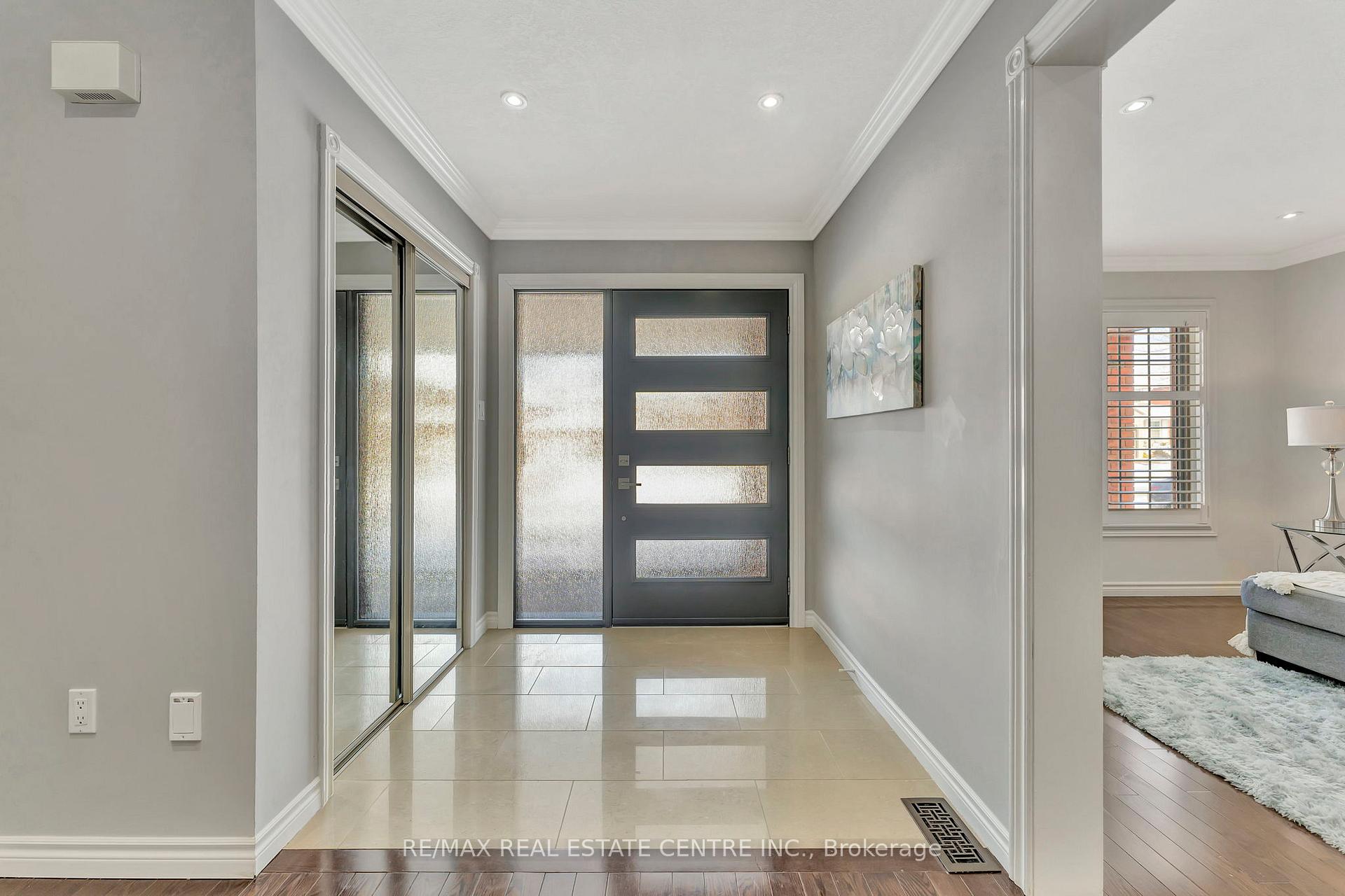 Photo 8 of 30 Hume Drive, Cambridge — HOMEH