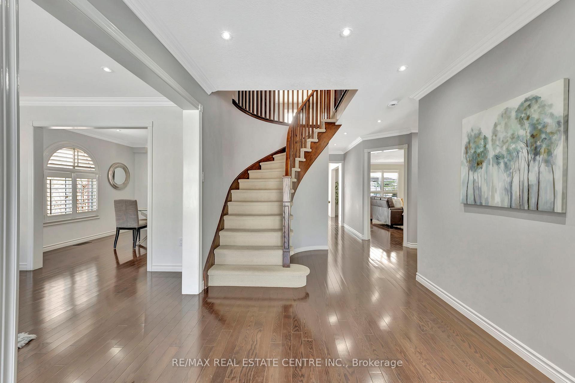 Photo 9 of 30 Hume Drive, Cambridge — HOMEH
